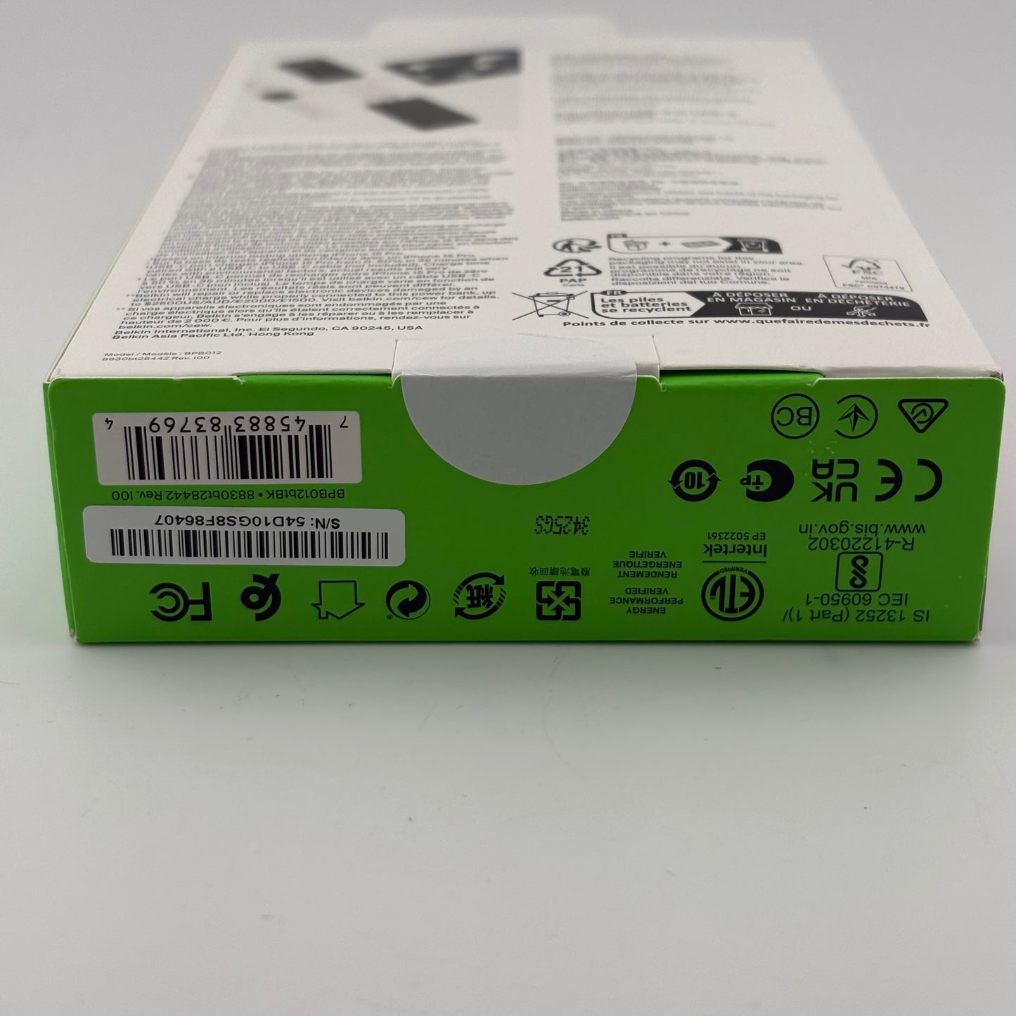 New Belkin BoostCharge Pro Power Bank 20k BPB012