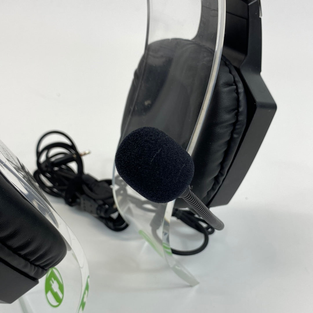 Runmus K8 Wired Over-The-Ear Multiplatform Gaming Headset