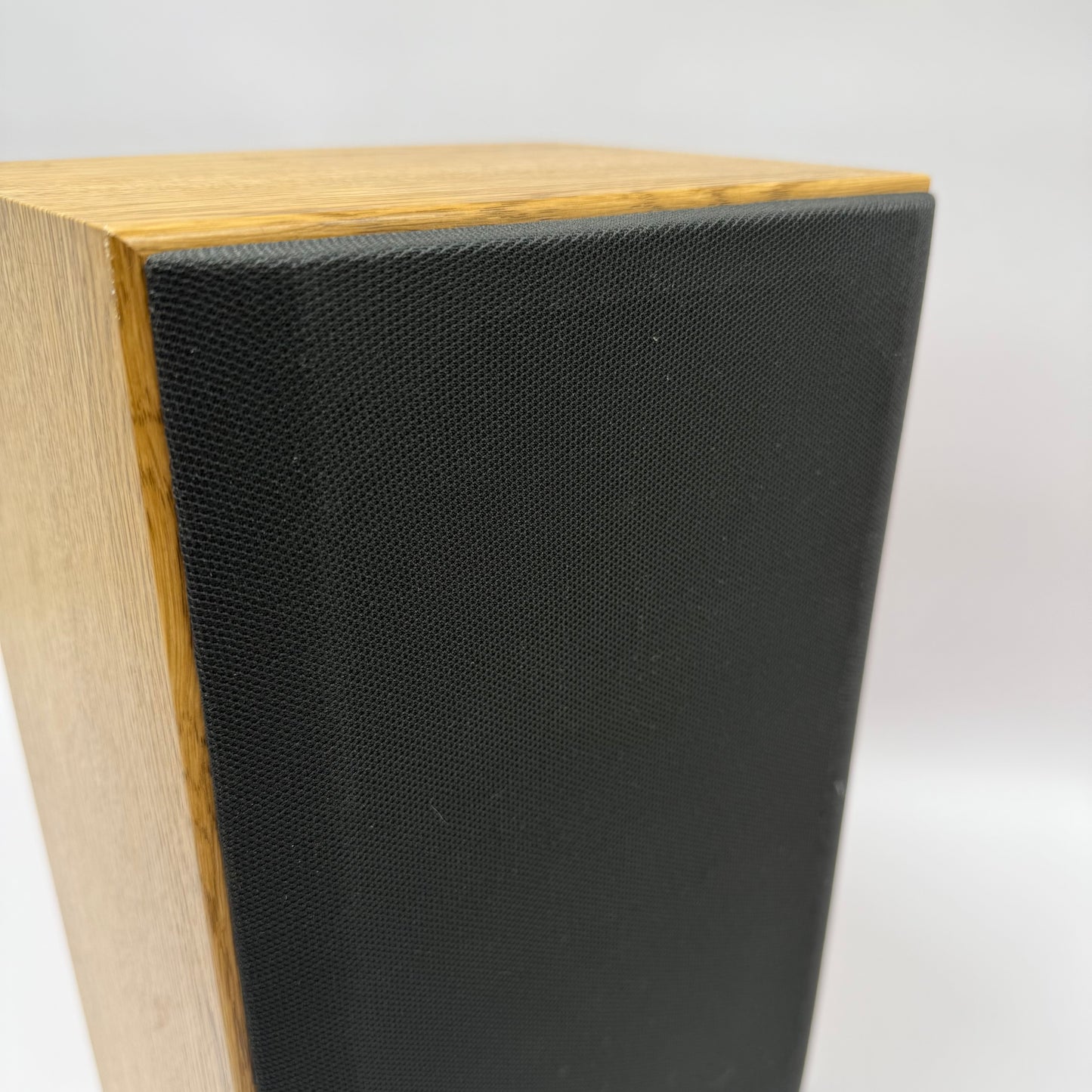 JBL J2050 Passive Bookshelf Stereo Speakers Brown