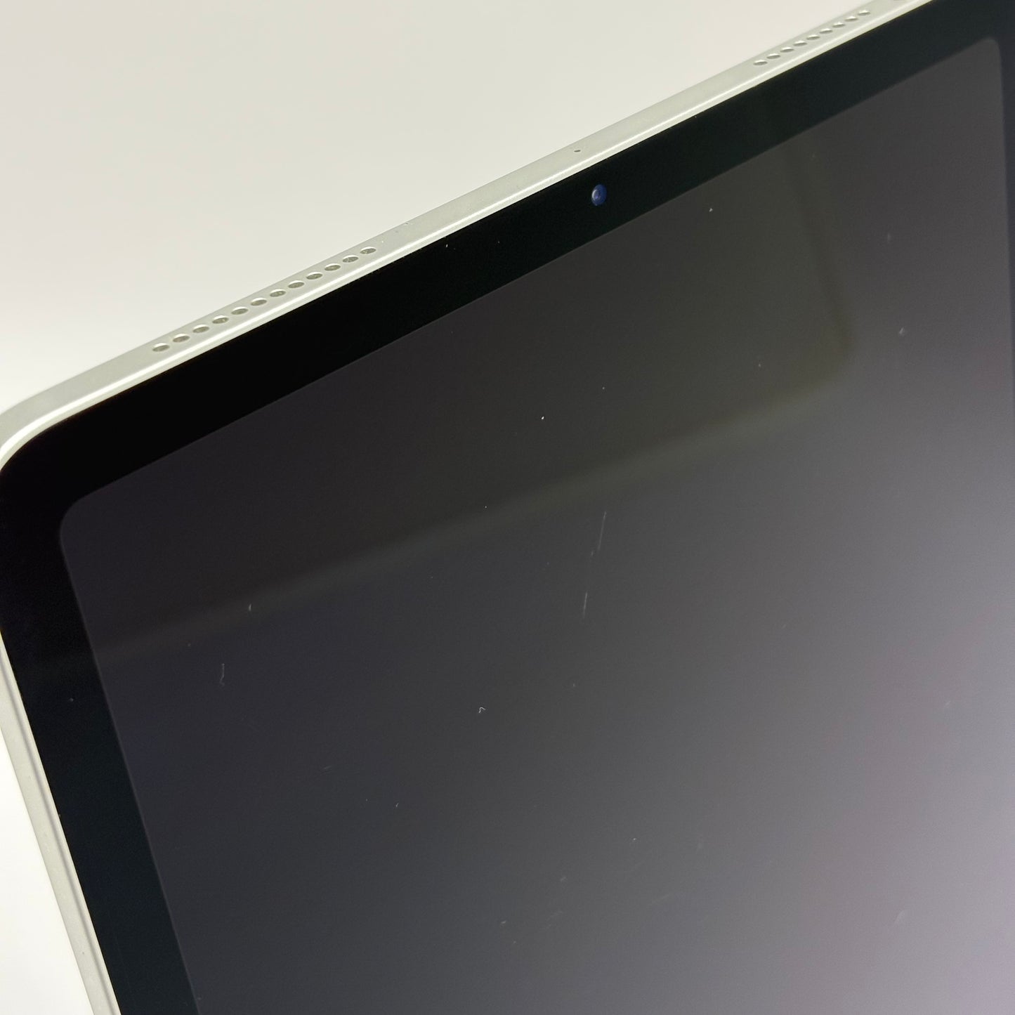 WiFi Only Apple iPad Air 4th Gen 64GB Silver MYFN2LL/A
