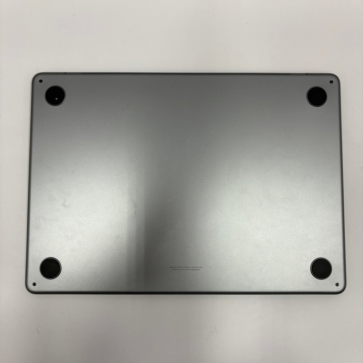 2022 Apple MacBook Air 13.6" M2 8 Core 3.5GHz 16GB RAM 256GB SSD MC7U4LL/A