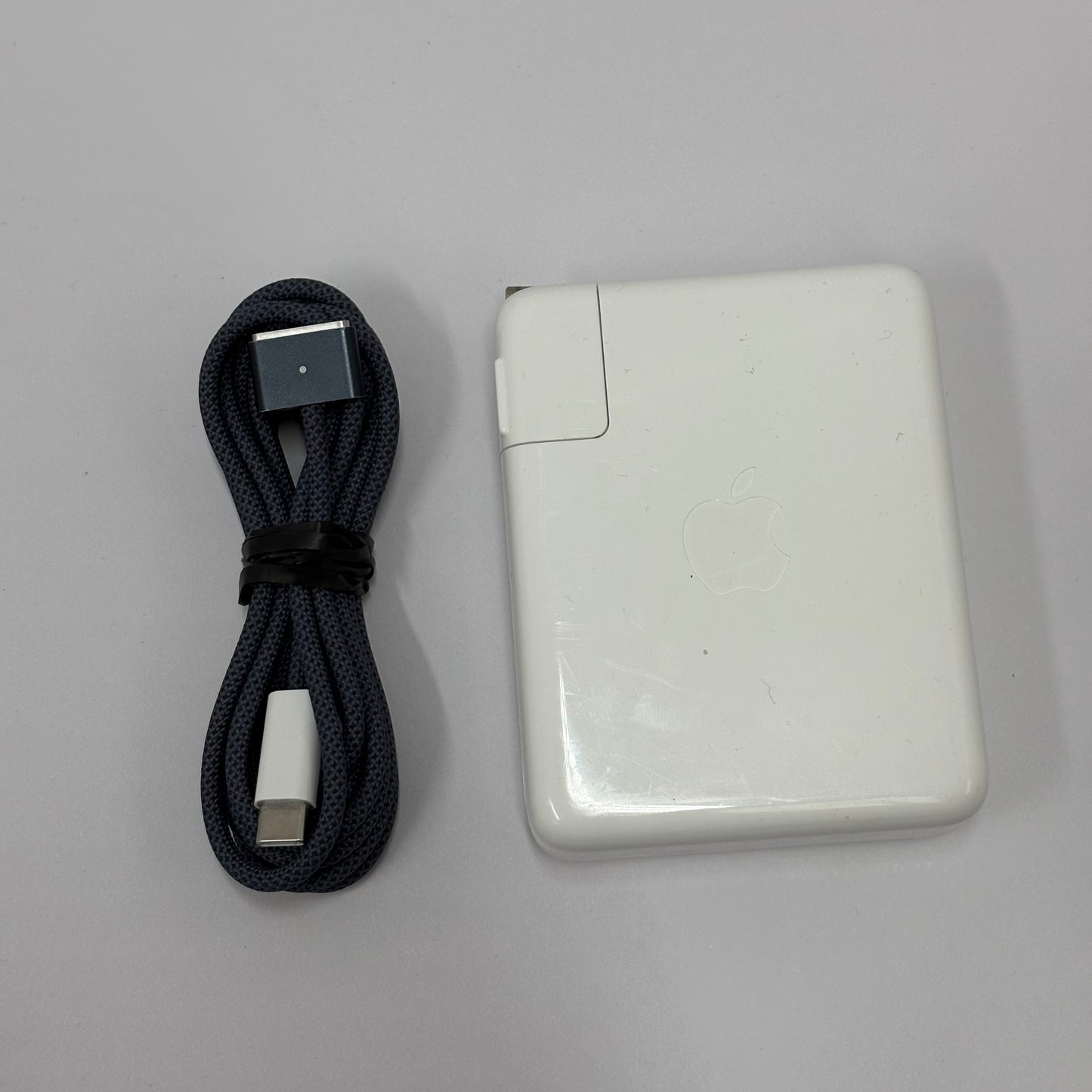 2021 Apple MacBook Pro 16" M1 Pro 16C GPU 3.2GHz 16GB RAM 2TB SSD A2485