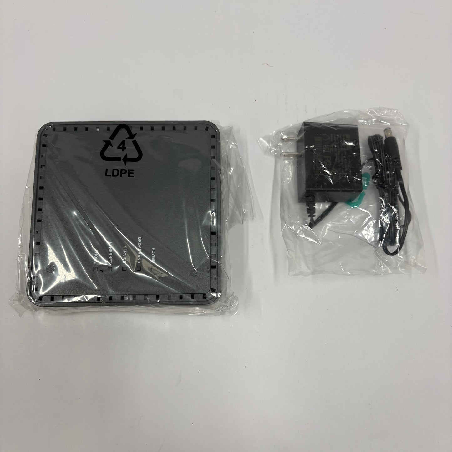New Calix GigaPoint GP1101X Fiber Optical Network Terminal 100-05857