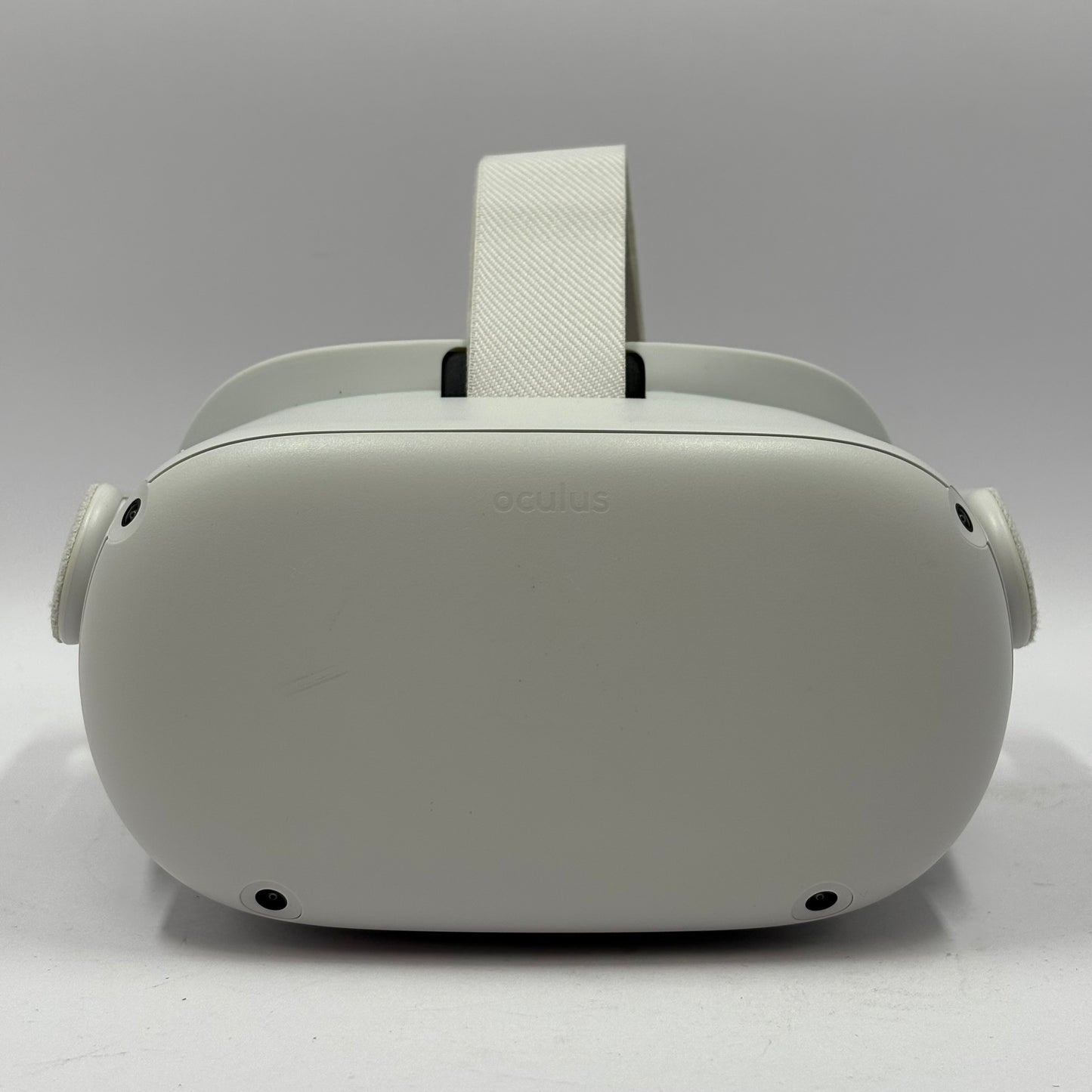 Oculus Quest 2 128GB Standalone All-in-One VR Headset KW49CM