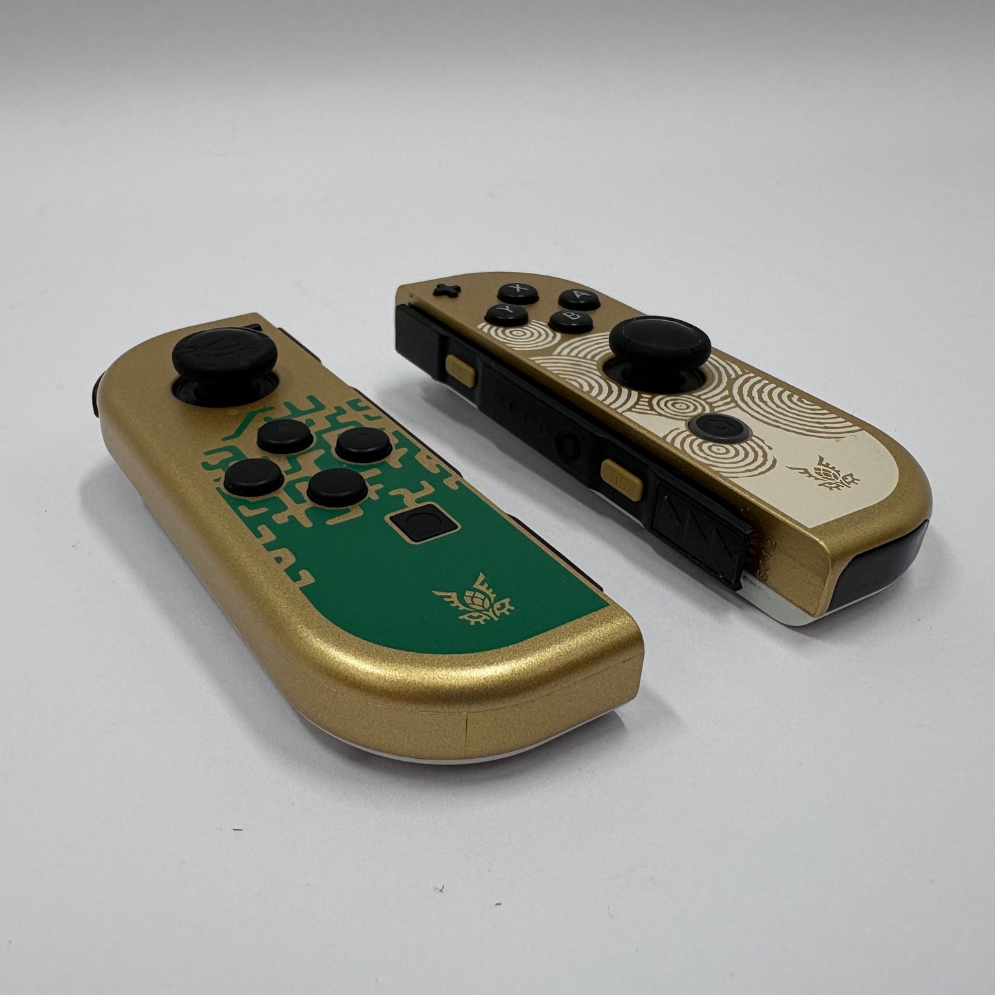 Nintendo Switch HEG-001 Legend of Zelda: Tears of the Kingdom Edition