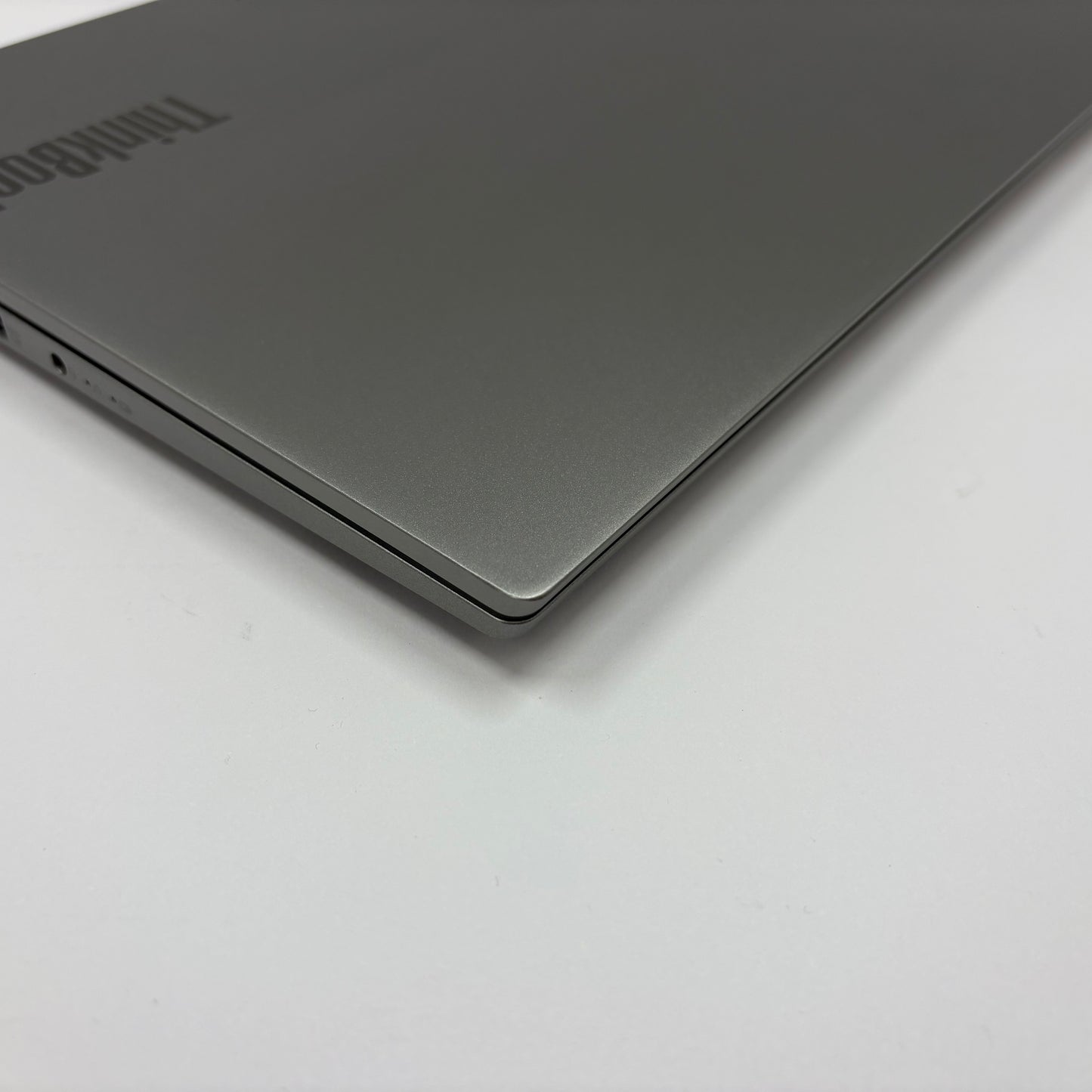 Lenovo ThinkBook 14 G4 21DH0015US 14" i5-1235U 1.3GHz 8GB RAM 256GB SSD