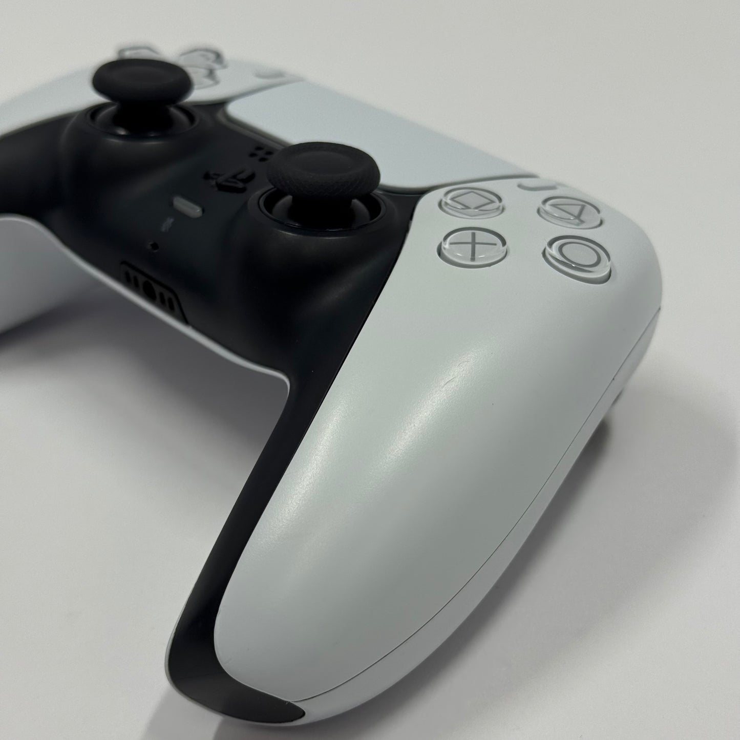 Sony PlayStation 5 Disc Edition PS5 825GB White Console Gaming System CFI-1215A