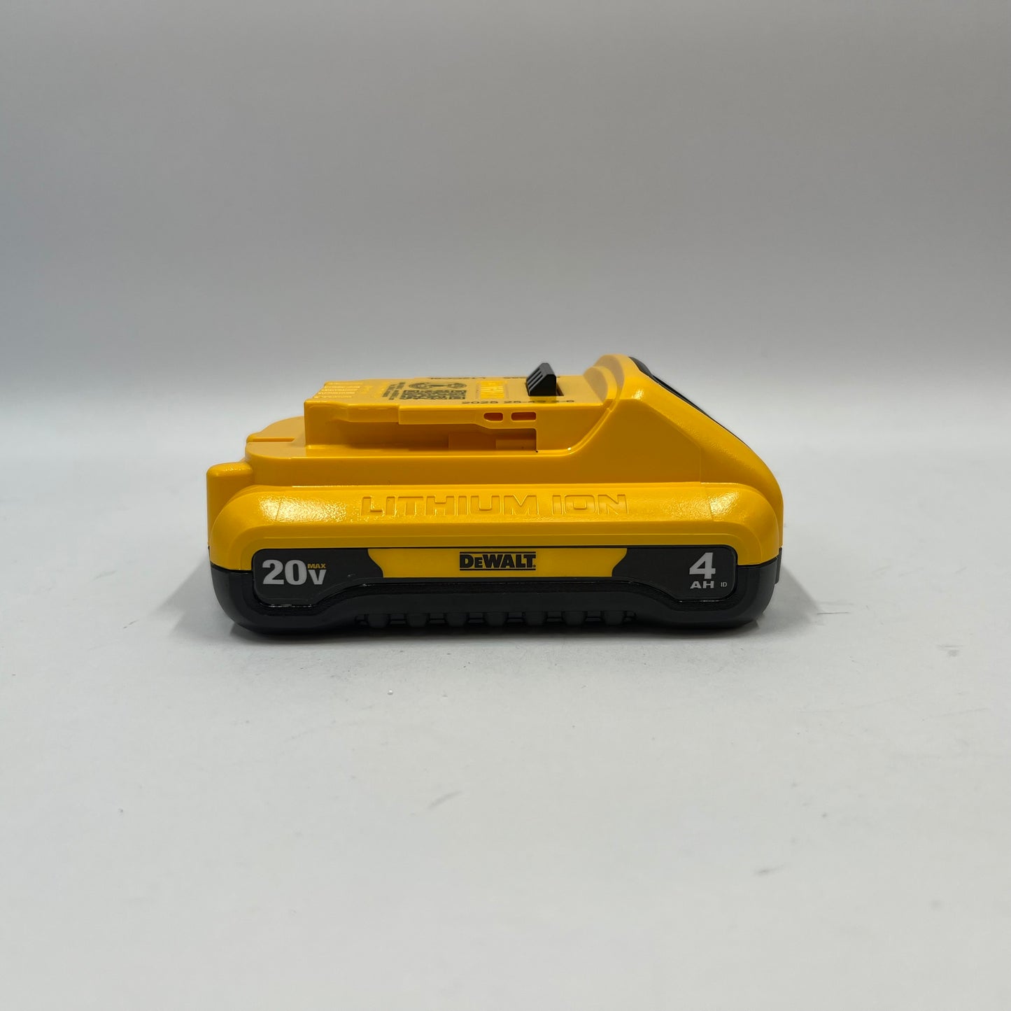 New DeWalt DCF870 1/4" Cordless Quiet Hydraulic Impact Driver w/ 4AH Battery