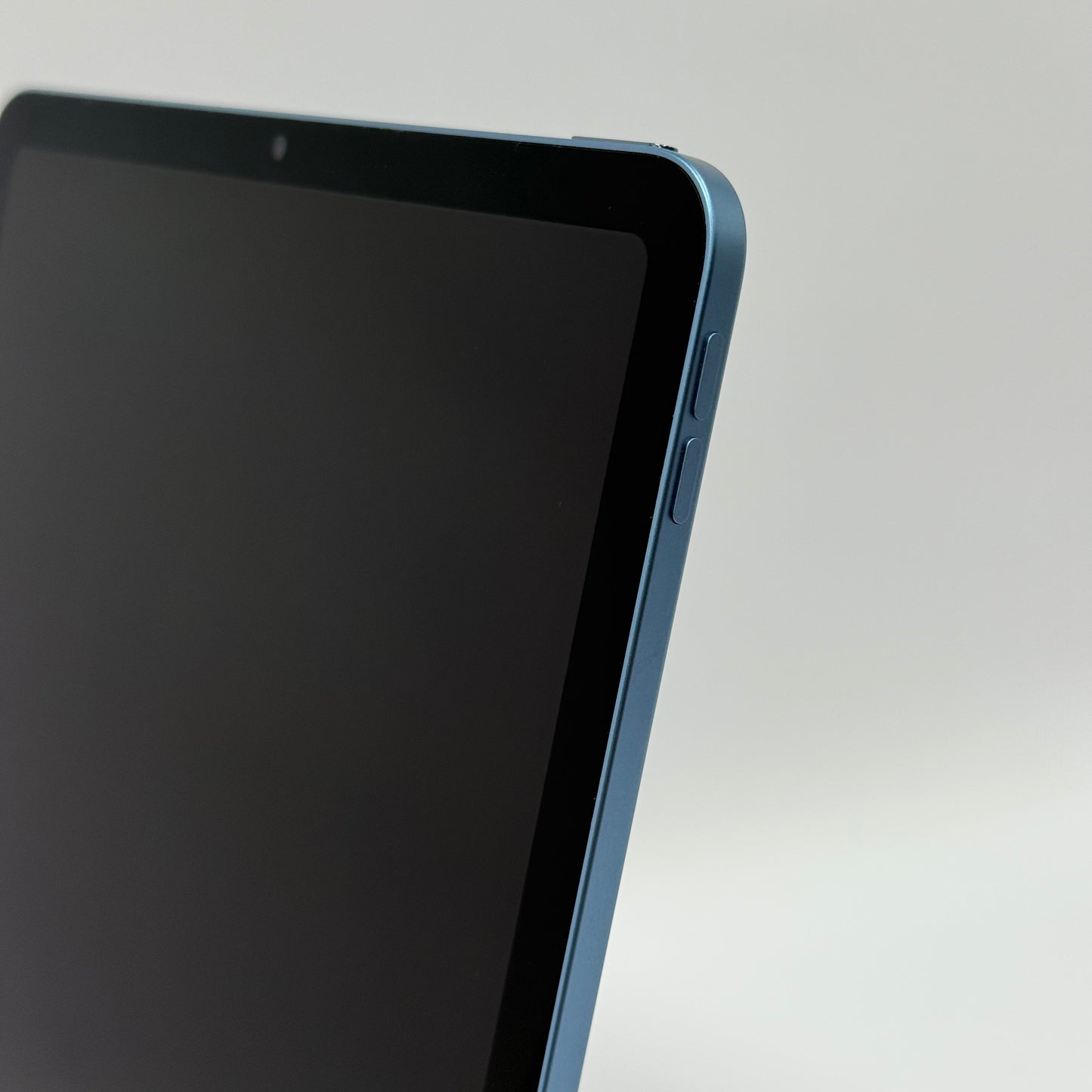 WiFi Only Apple iPad Air 5th Gen 256GB Blue MM9N3LL/A