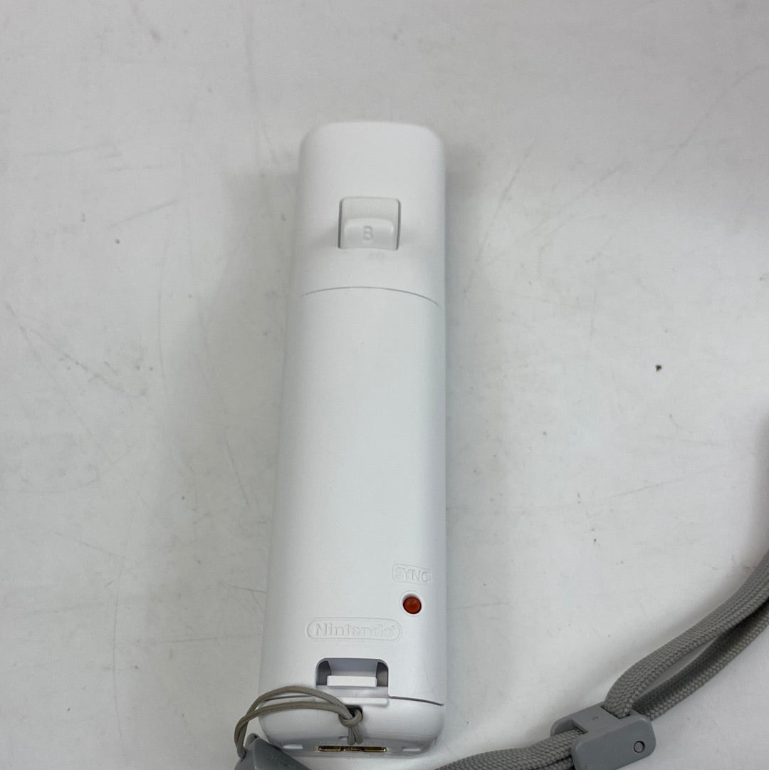 Nintendo Wii Video Game Console RVL-001 White