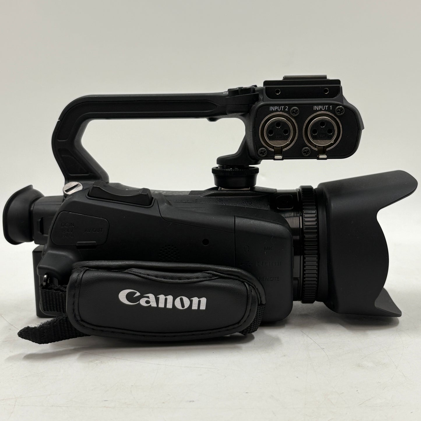 Canon XA11 Compact Camcorder ID0111