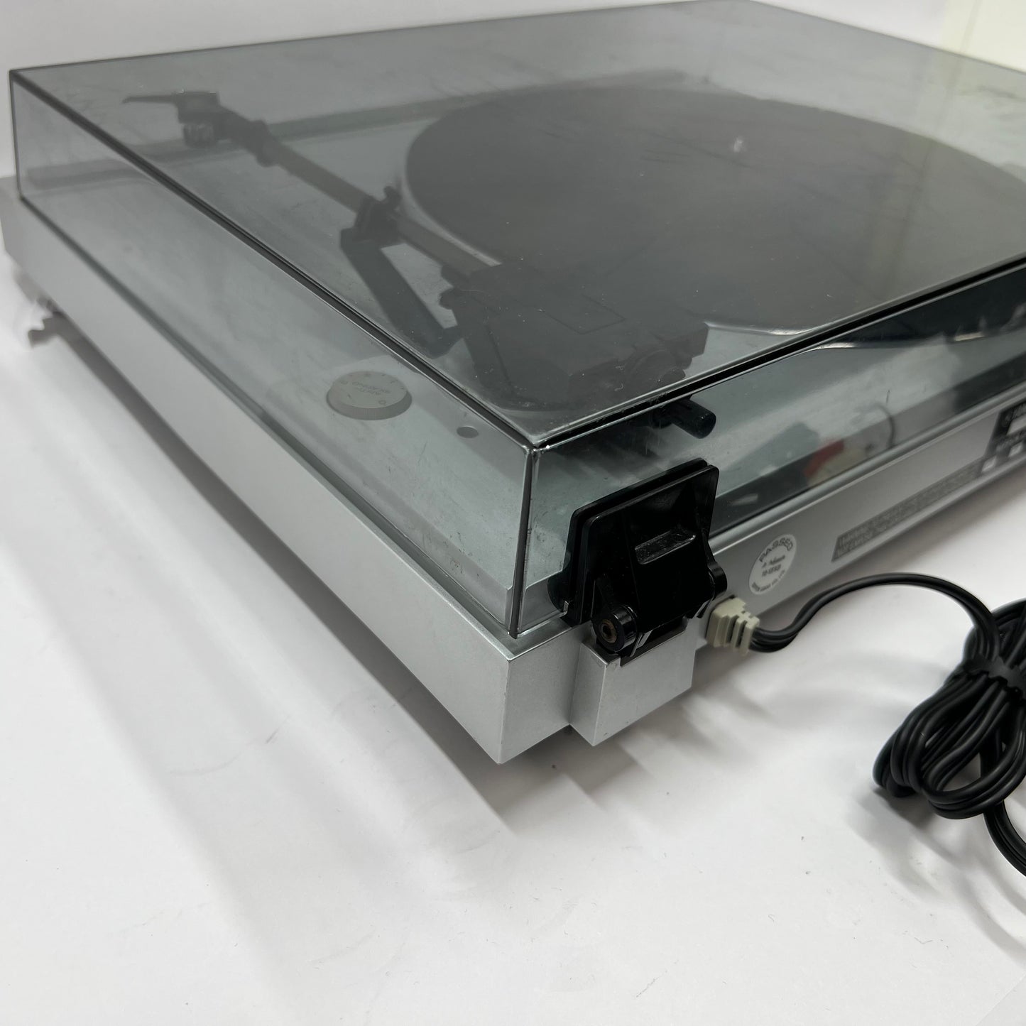 Yamaha P-300 Stereo Turntable No Needle