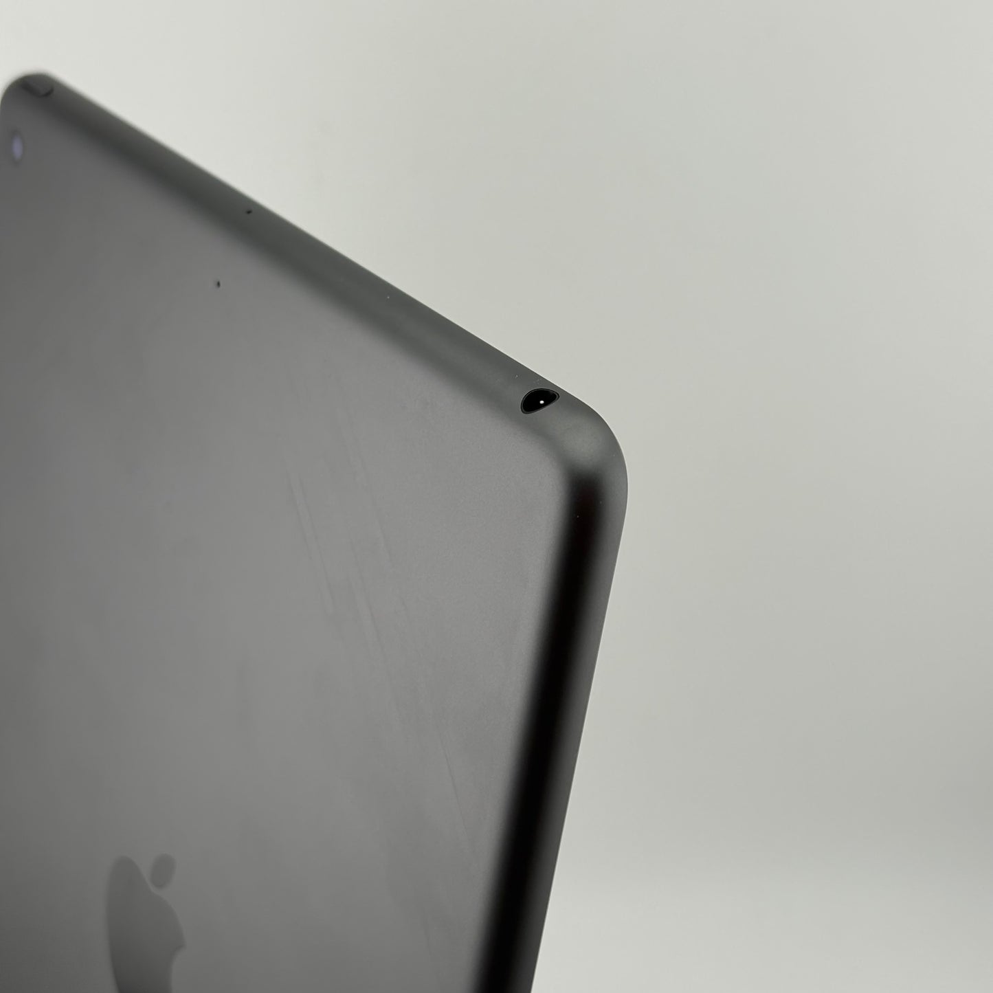 WiFi Only Apple iPad 9th Gen 256GB Space Gray MK2N3LL/A