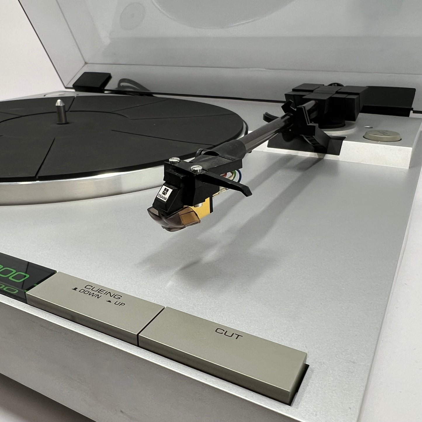 Yamaha P-300 Stereo Turntable No Needle