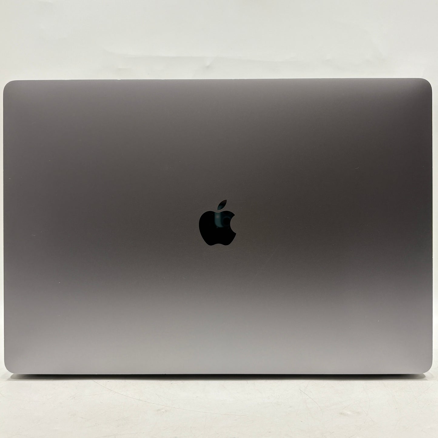 2019 Apple MacBook Pro 16" i7 2.6GHz 16GB RAM 512GB SSD Silver A2141
