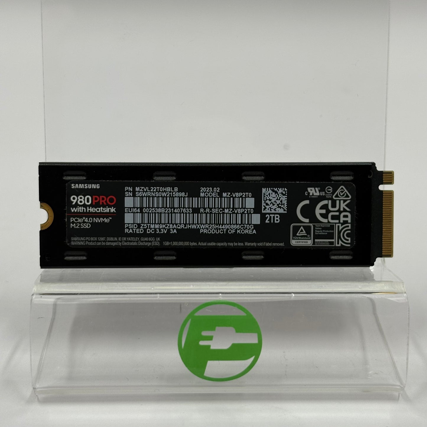 Samsung 2280mm 980 Pro SSD with Heatsink 2TB M.2 NVMe Gen 4.0 x 4 SSD MZ-V8P2T0