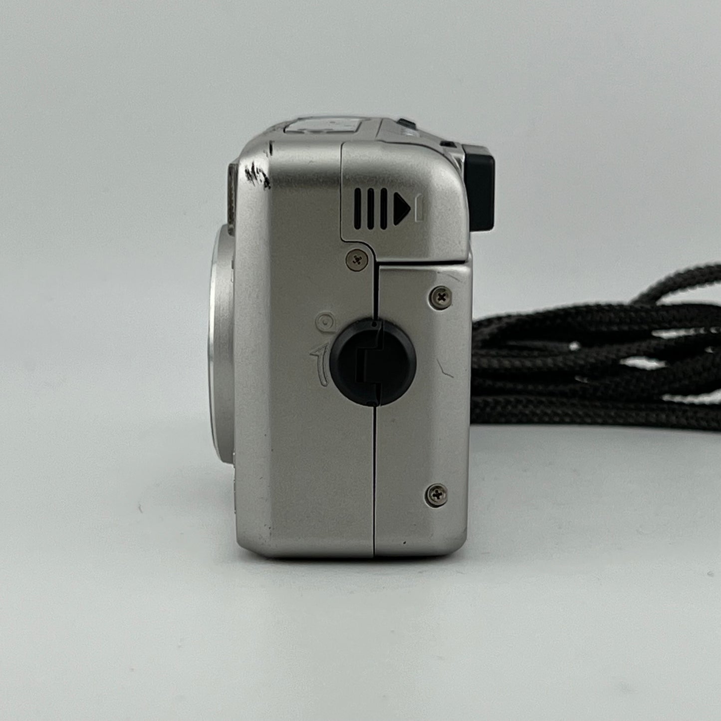 Pentax IQZoom 120Mi 35MM Film Camera