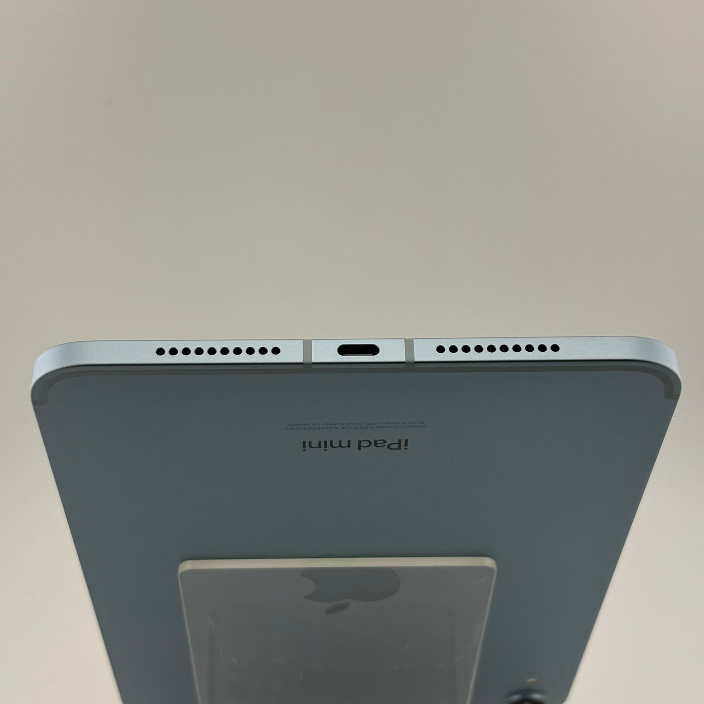 Unlocked Apple iPad mini (A17 Pro) 128GB 18.6.2 Blue MXPP3LL/A