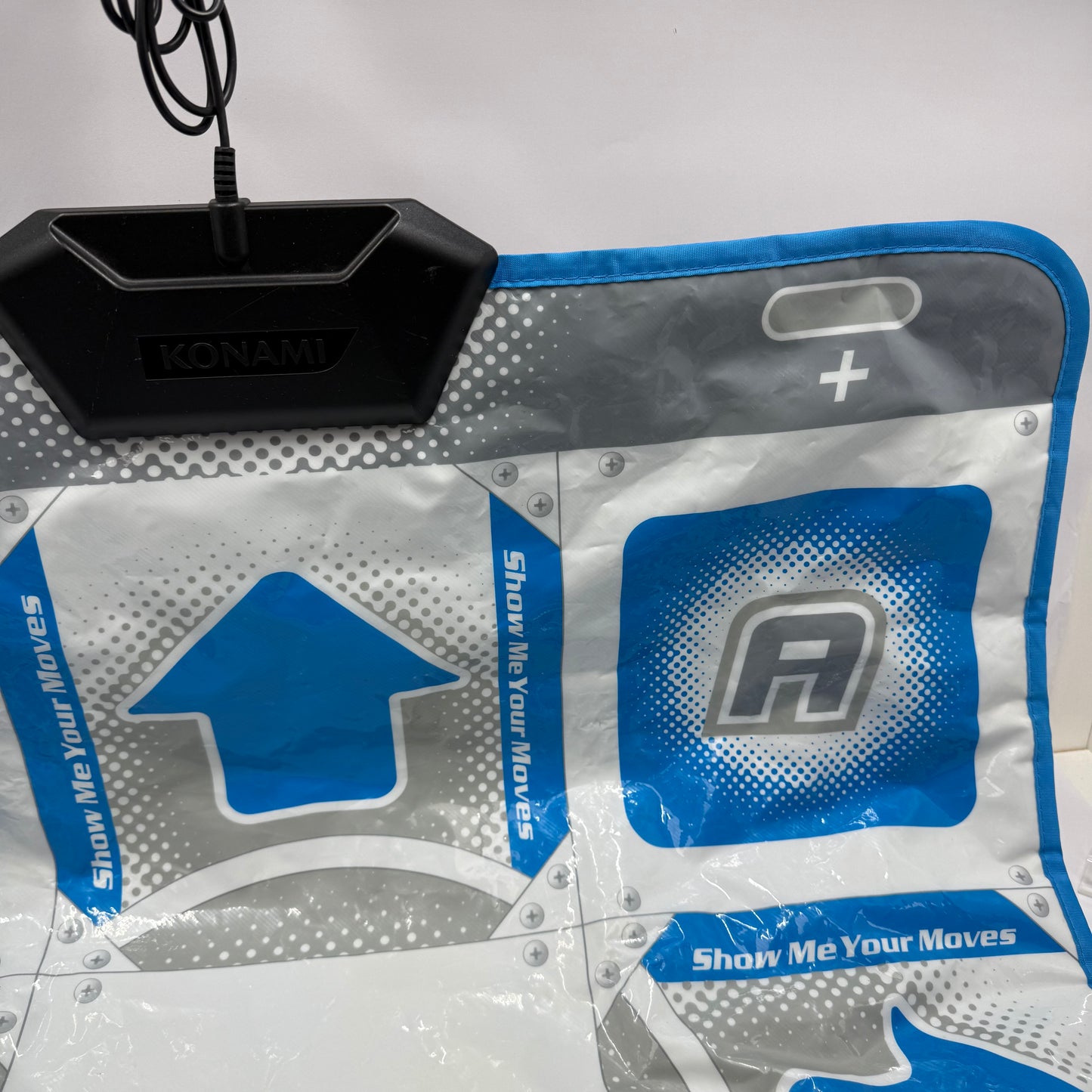 Konami Dance Dance Revolution DDR Dance Pad White/Blue RU054 For Wii