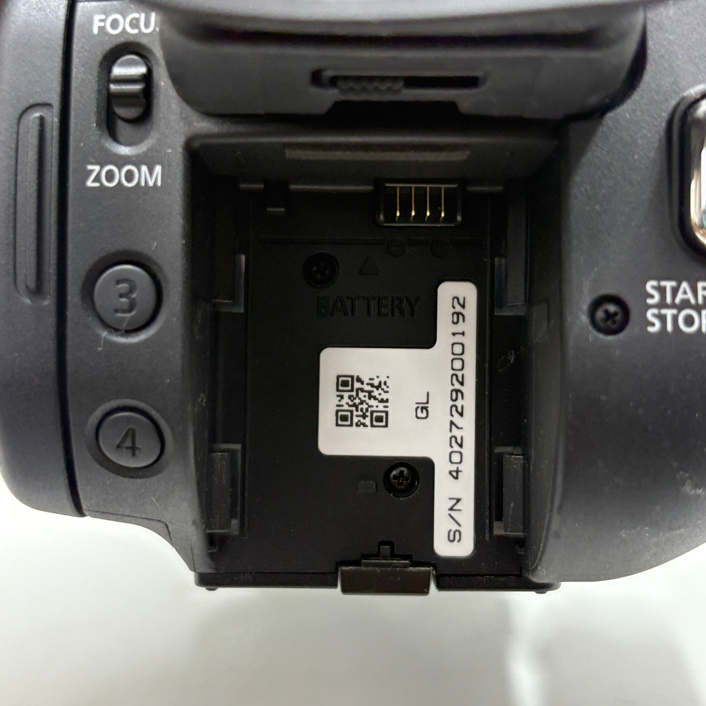 Canon XA11 Compact Camcorder ID0111