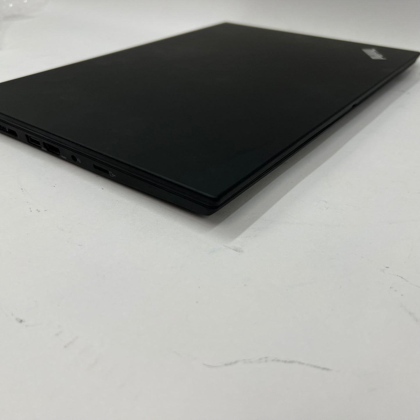 Lenovo ThinkPad T490 20N20028US 14" i7-8565U 1.8GHz 16GB RAM 512GB SSD