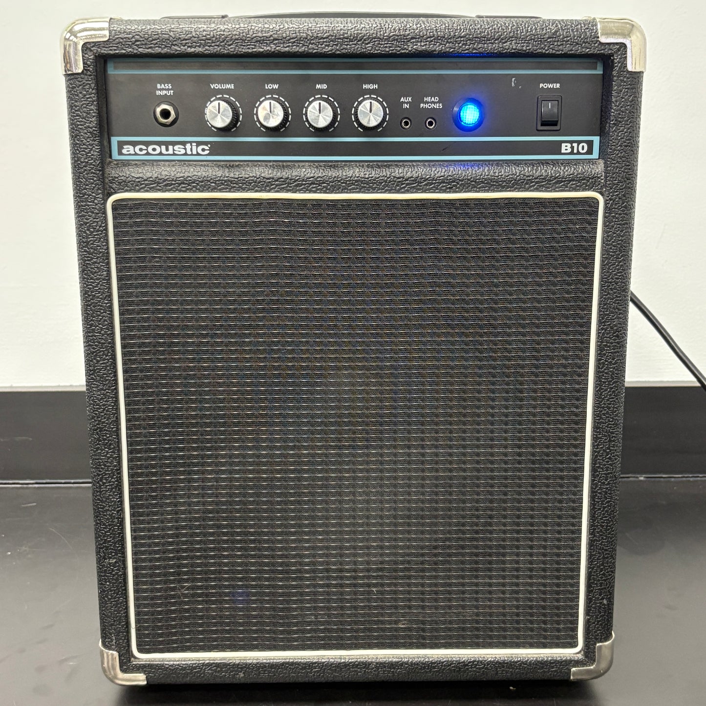 Acoustic B10 Bass Combo Guitar Amplifier Black