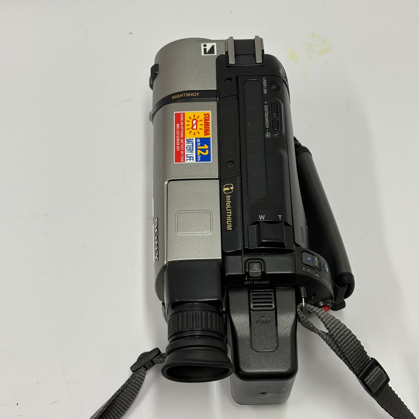 Sony Handycam Vision Cassette Video Camcorder CCD-TRV65 Camera Only