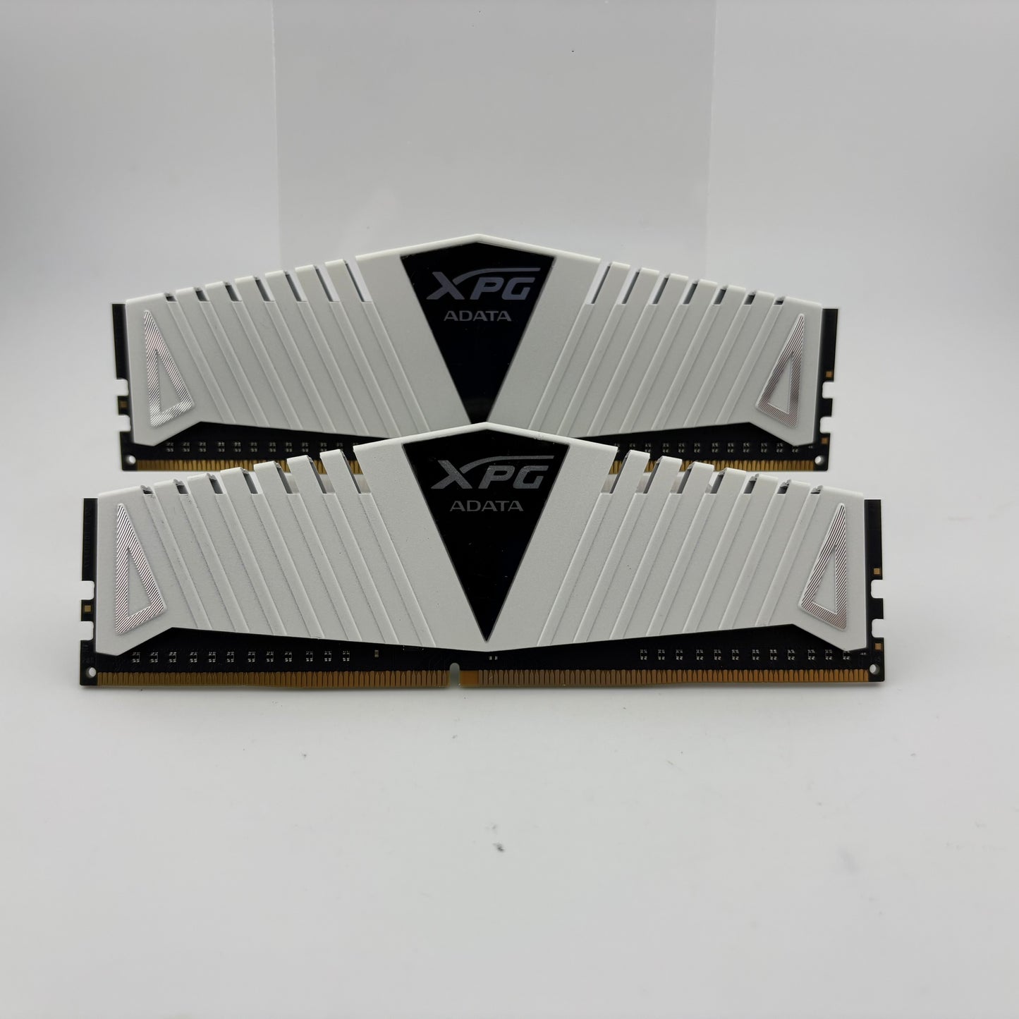 ADATA XPG 16GB (2x8GB) RAM DDR4 3000MHz AX4U300038G16-BWZ