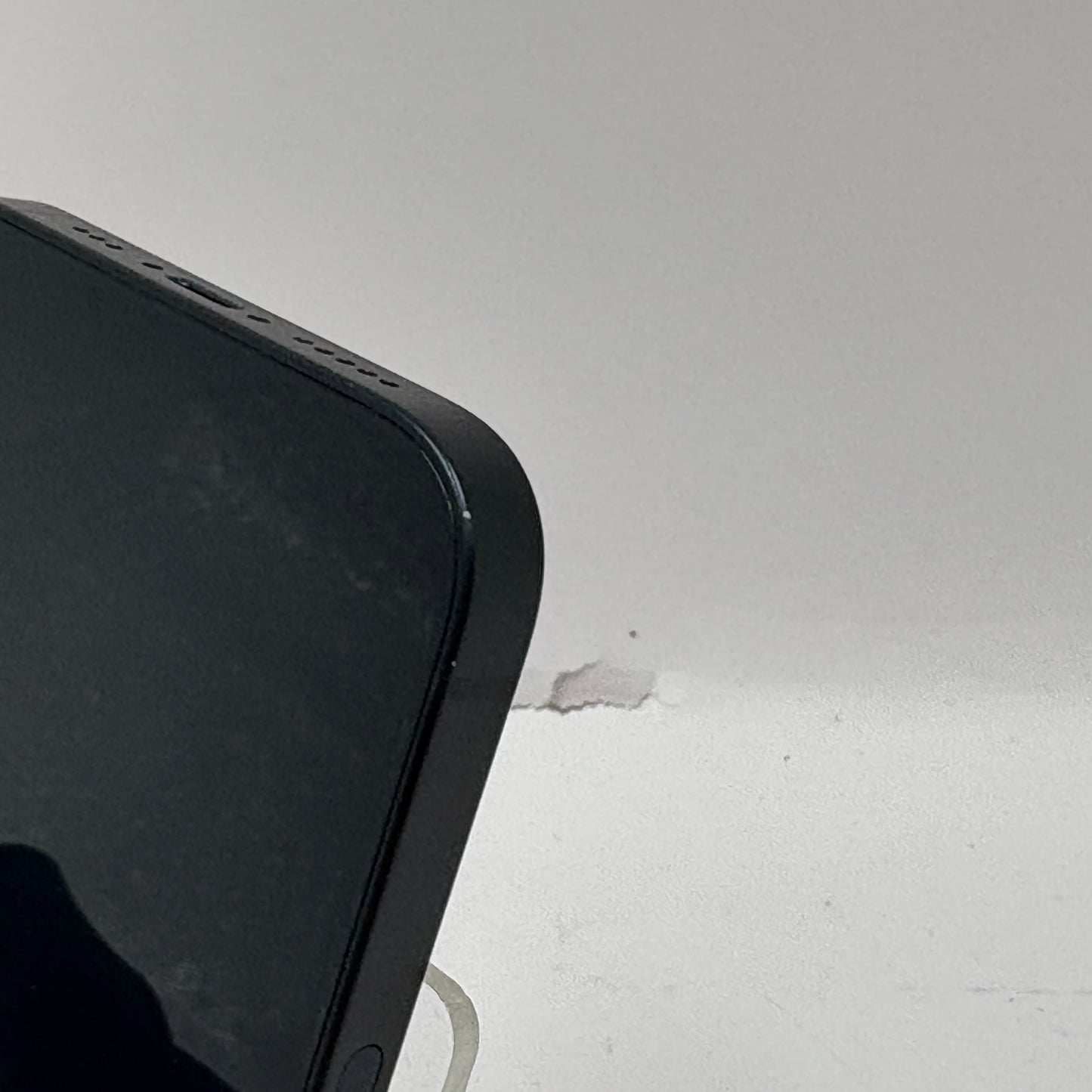 Unlocked Apple iPhone 14 128GB Midnight MPUA3LL/A