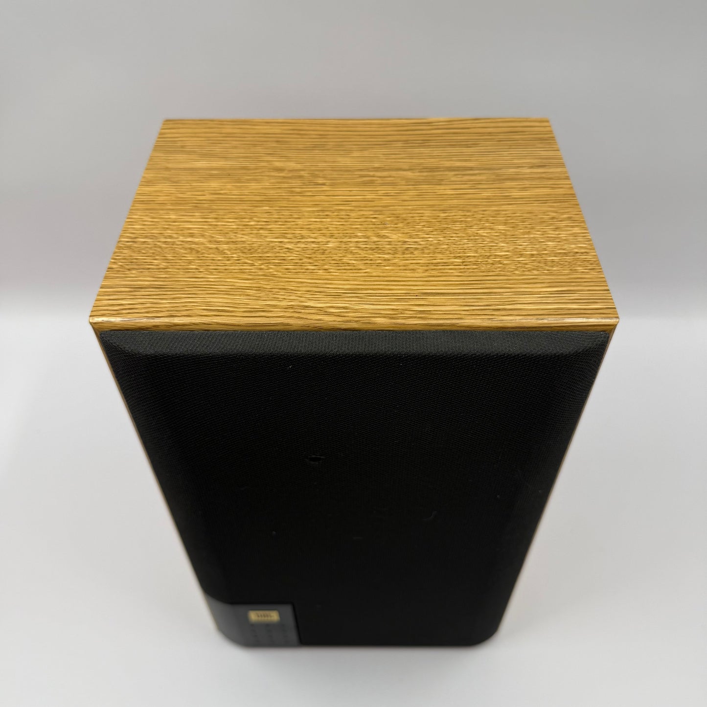JBL J2050 Passive Bookshelf Stereo Speakers Brown