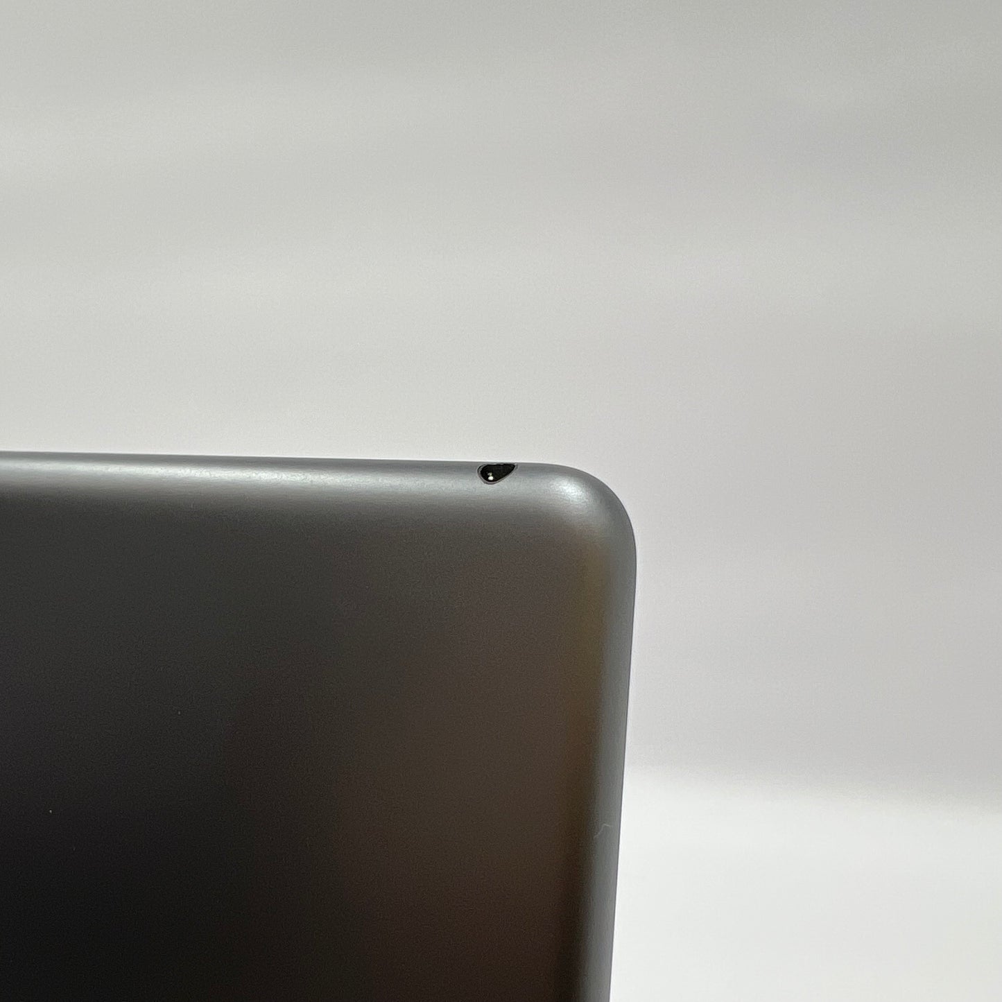 WiFi Only Apple iPad 9th Gen 64GB Space Gray MK2K3LL/A