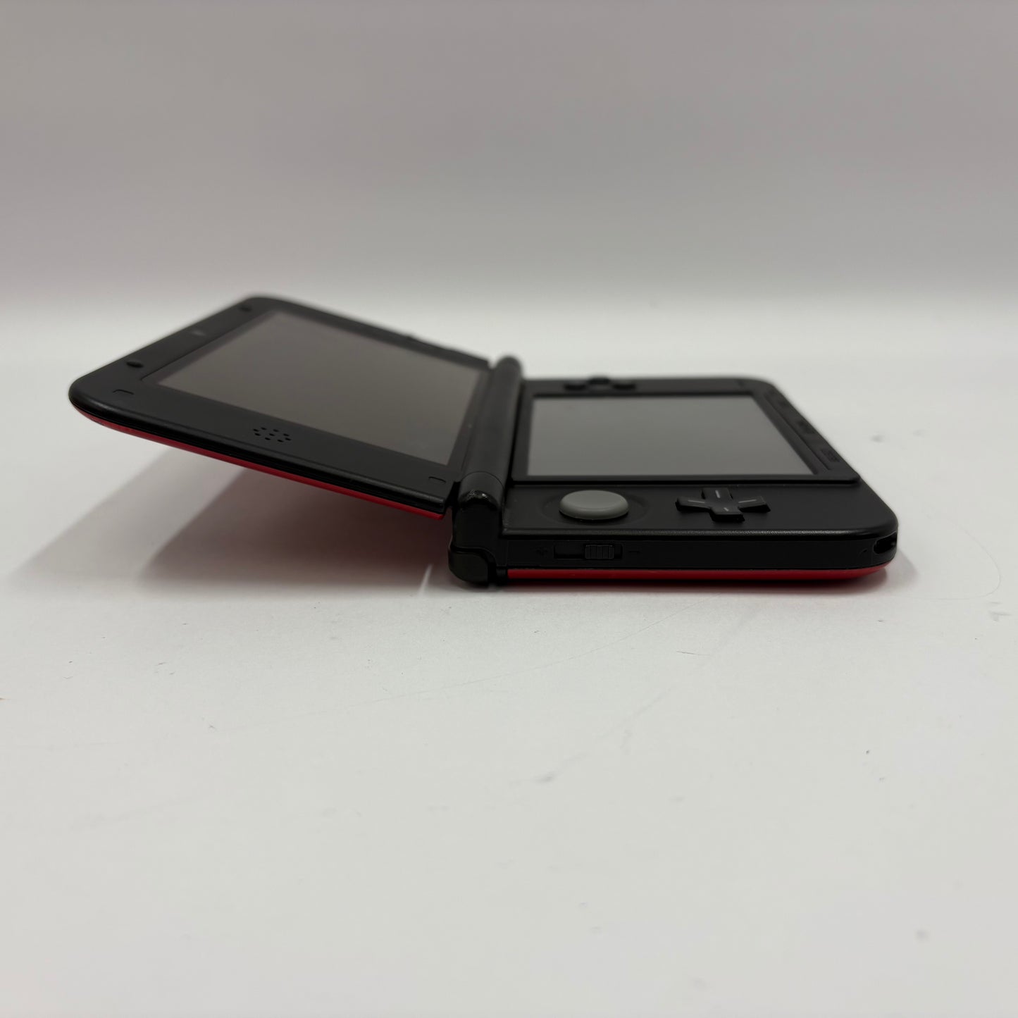 Nintendo 3DS XL Handheld Game Console Only New Super Mario Bros. 2 Edition