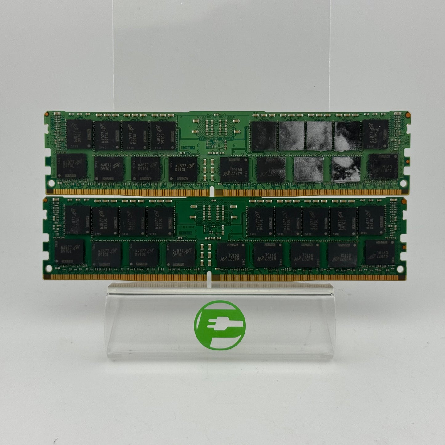 Micron 32GB (2x16GB) RAM DDR4 2133MHz MTA36ASF2G72PZ-2G1B1II Server Memory