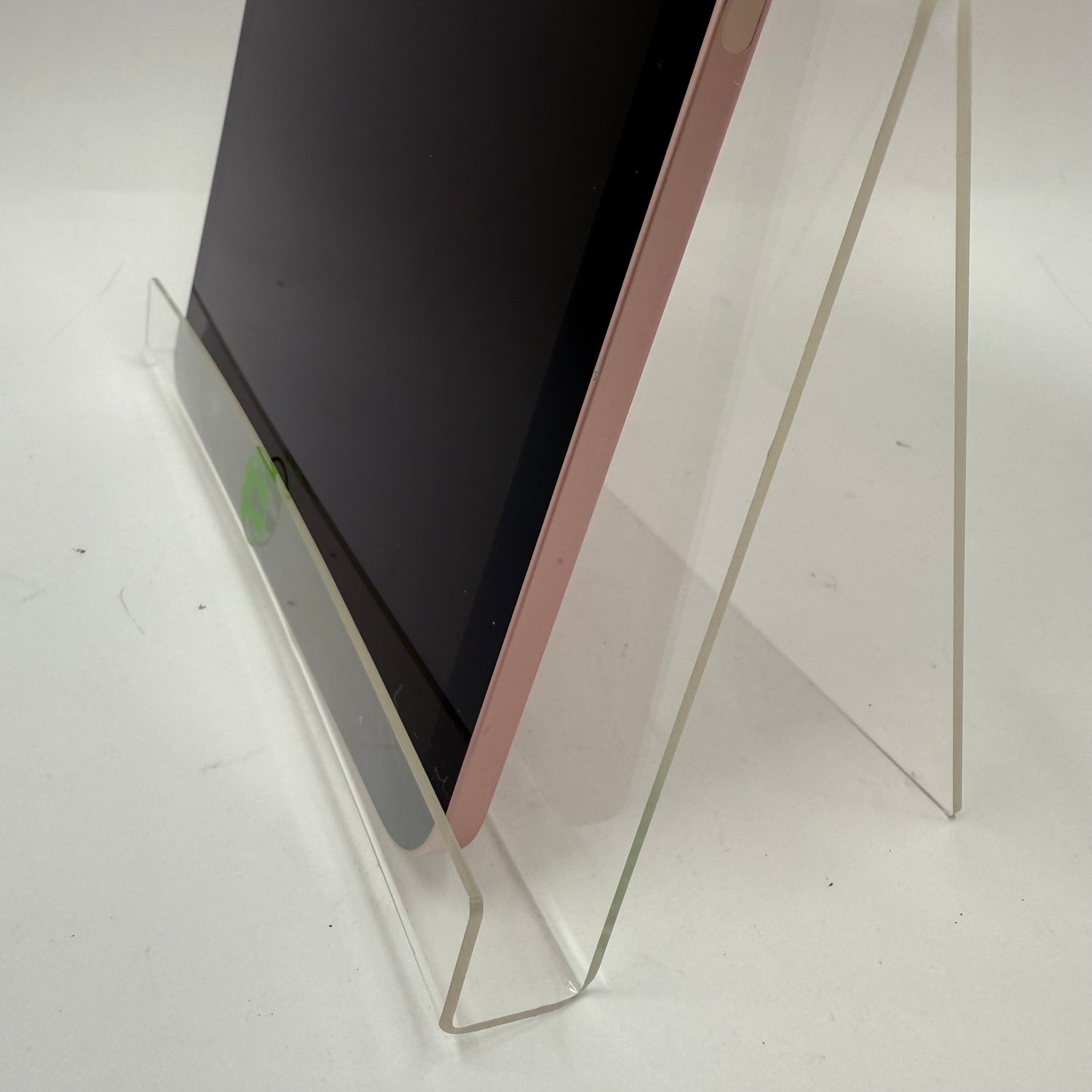 WiFi Only Apple iPad Air 4th Gen 256GB Rose Gold MYFX2VC/A