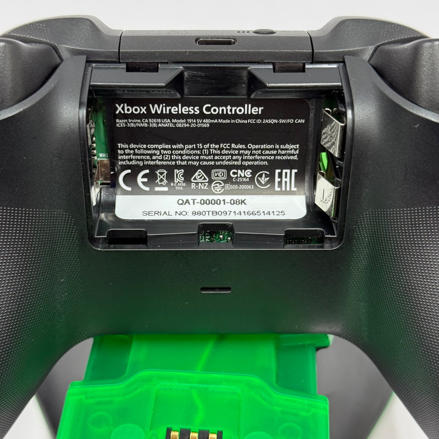 Razer Wireless Controller Quick Charging Stand Xbox Series X|S RZ87-04720400