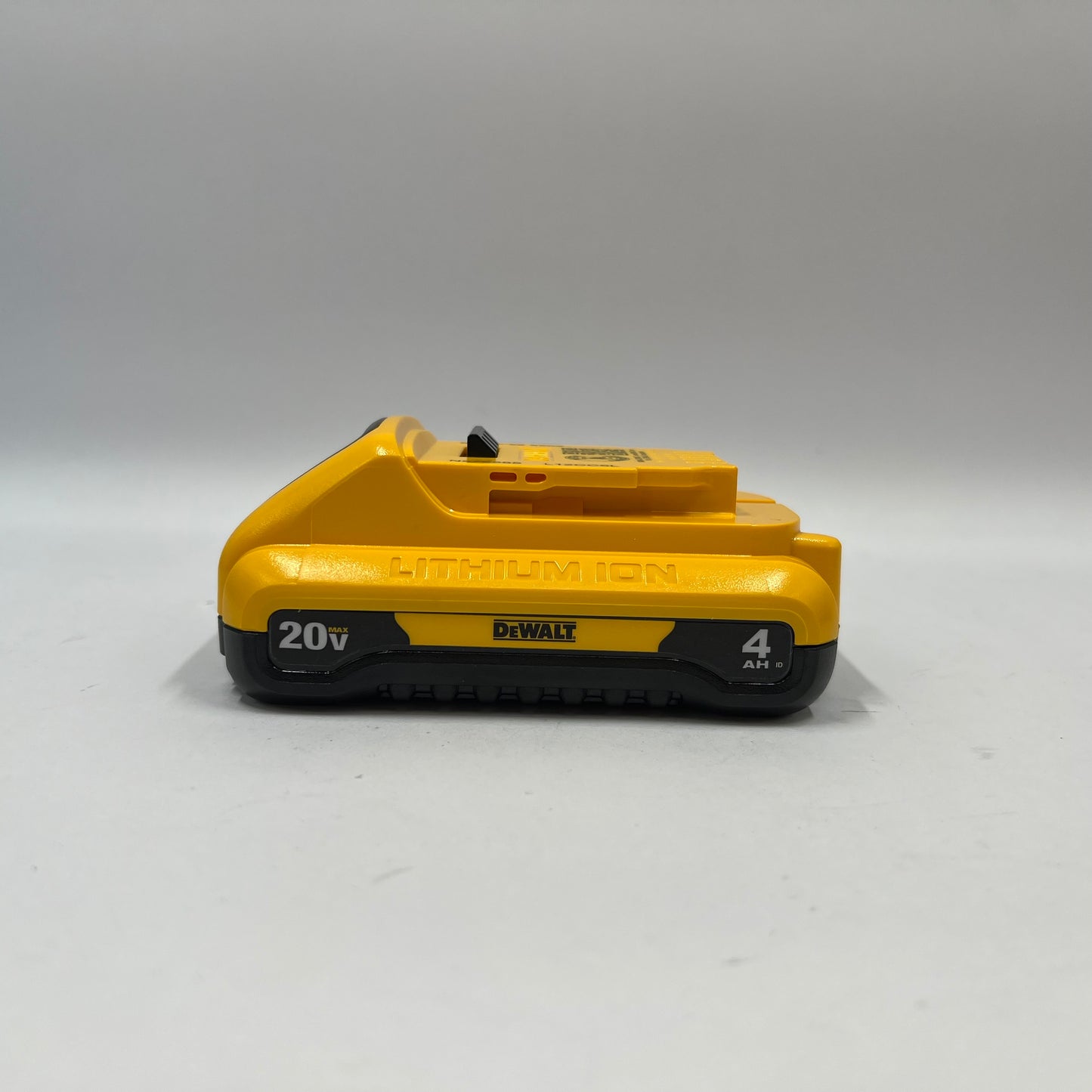 New DeWalt DCF870 1/4" Cordless Quiet Hydraulic Impact Driver w/ 4AH Battery