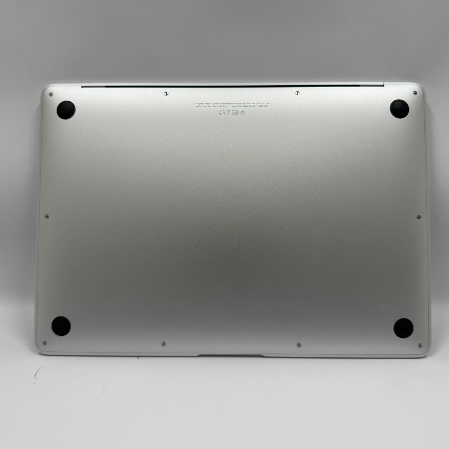 2020 Apple MacBook Air 13.3" M1 7C GPU 3.2GHz 8GB RAM 256GB SSD A2337