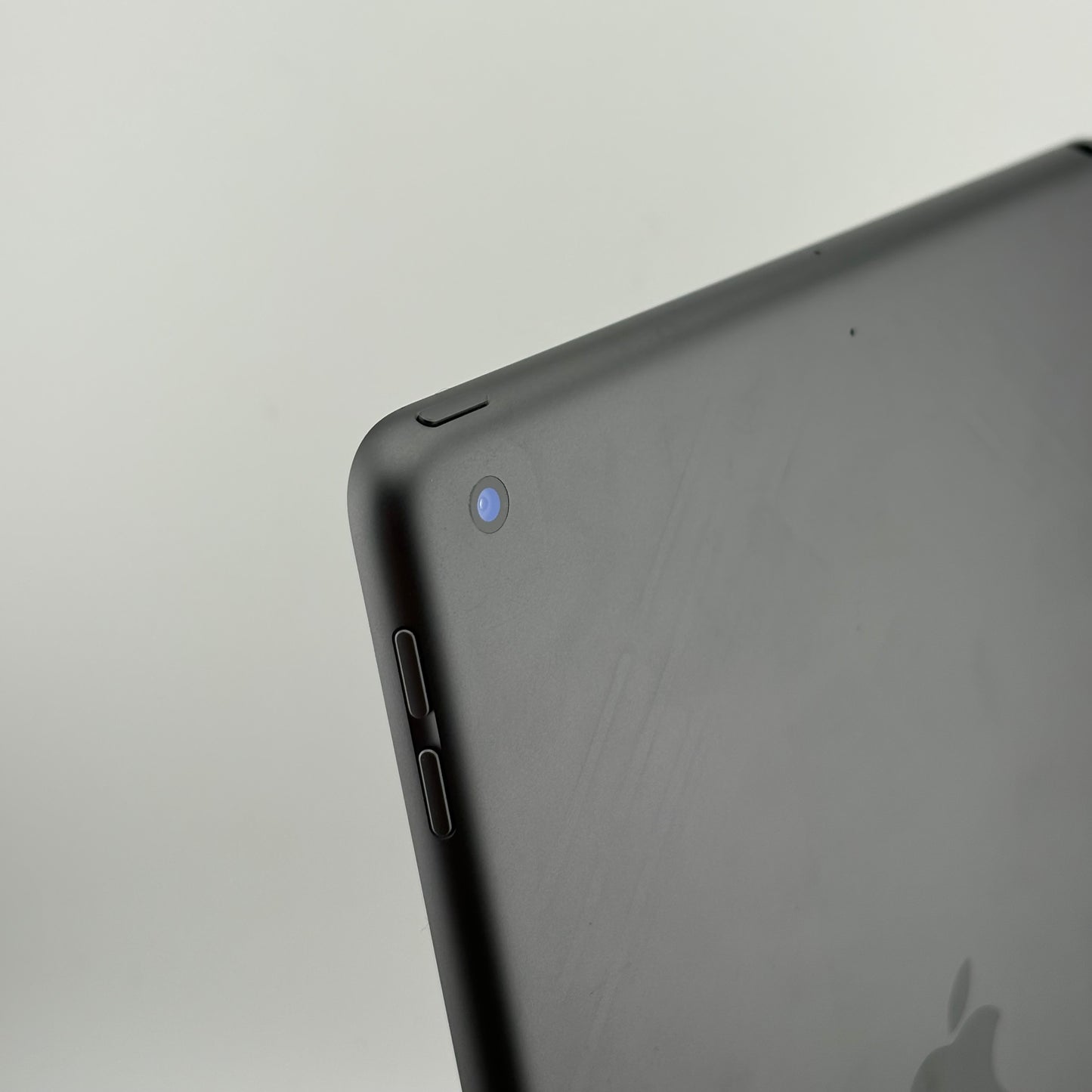 WiFi Only Apple iPad 9th Gen 256GB Space Gray MK2N3LL/A