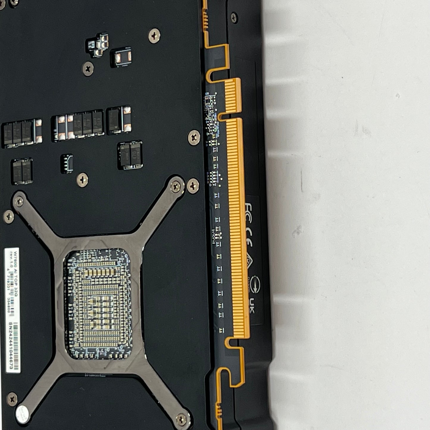 AMD Radeon Pro W7800 32GB GDDR6 Graphics Card