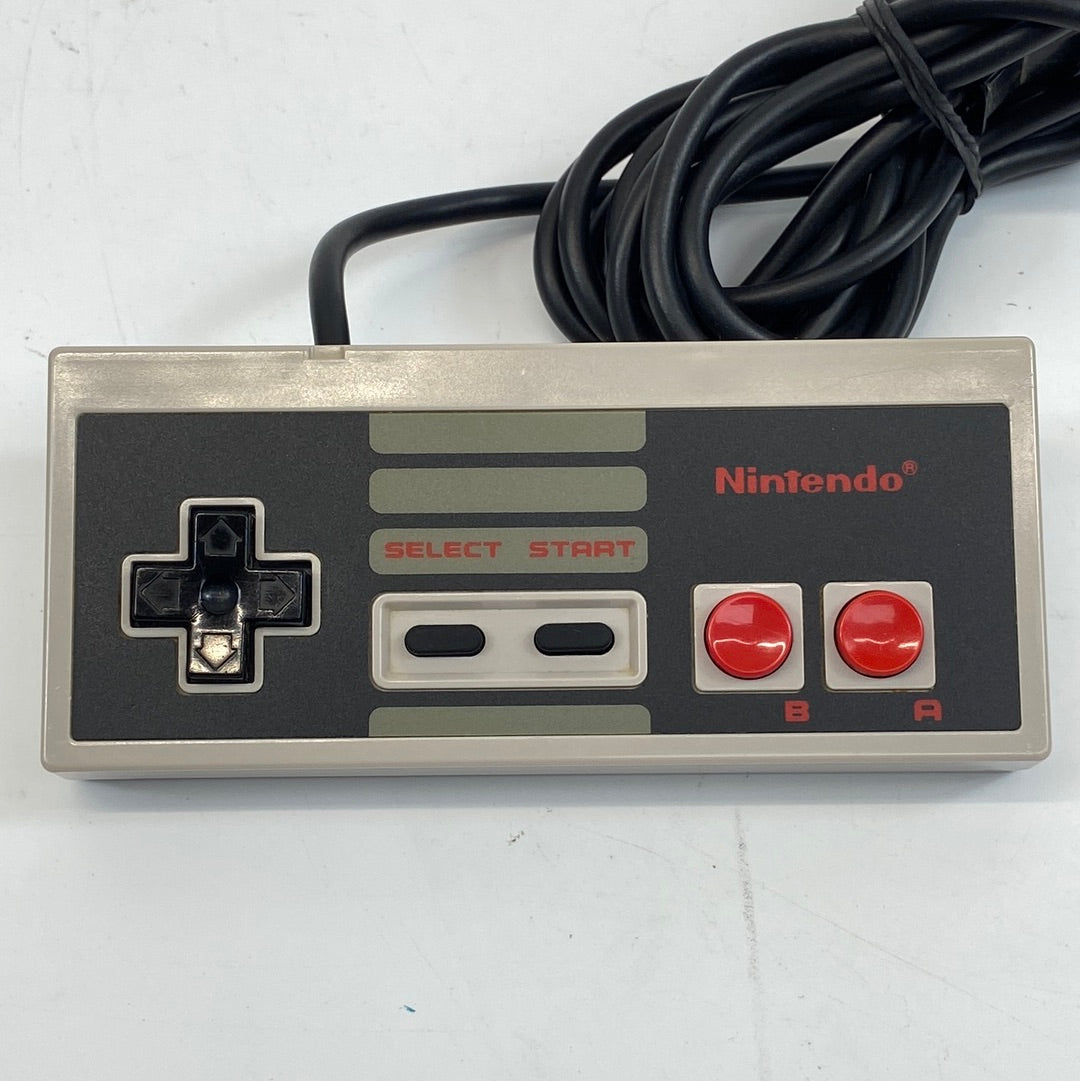 Nintendo Entertainment System NES Video Game Console NES-001 Gray