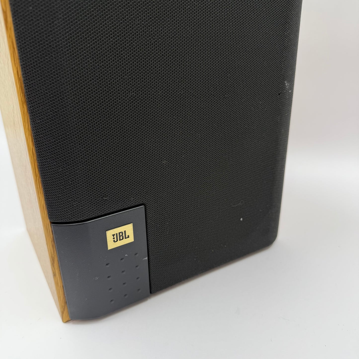 JBL J2050 Passive Bookshelf Stereo Speakers Brown
