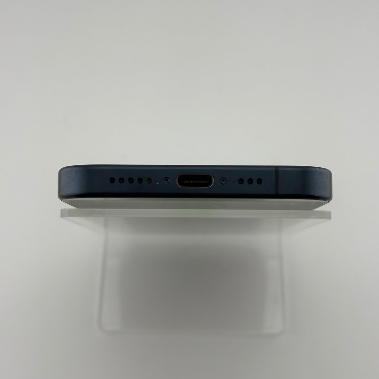 Factory Unlocked Apple iPhone 15 Pro 256GB Black Titanium MTQV3LL/A