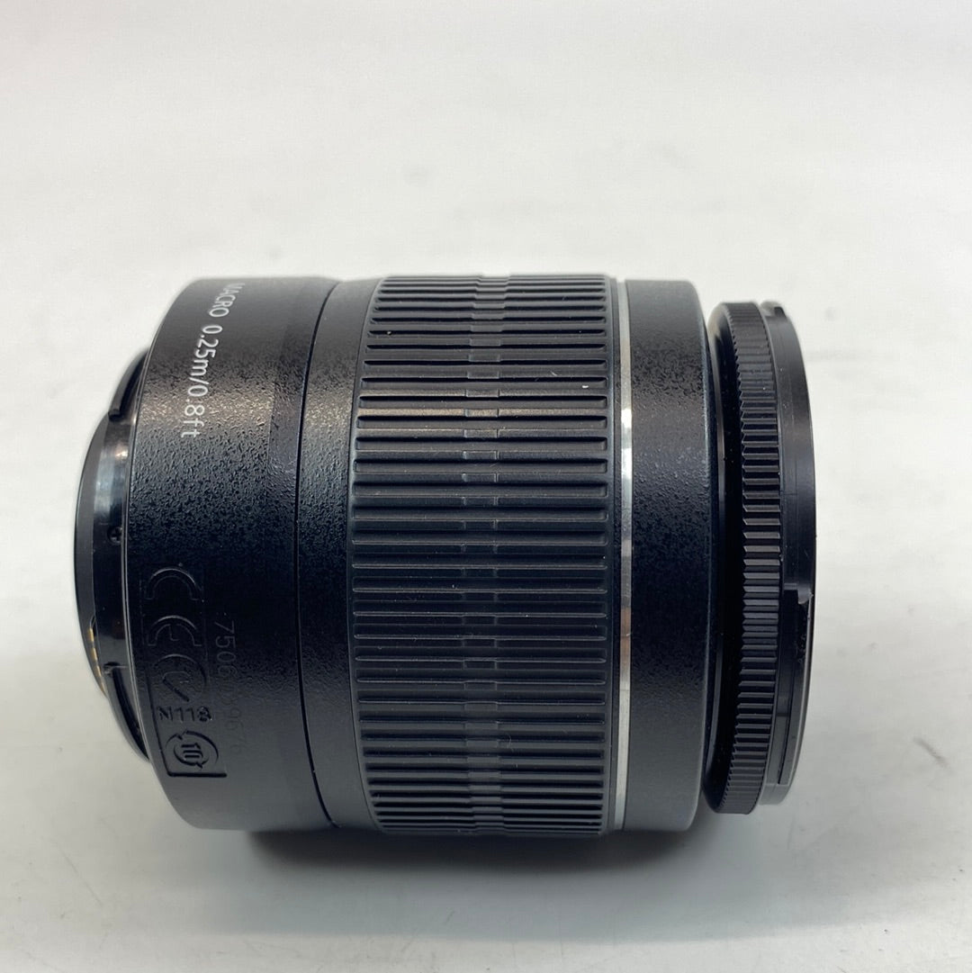 Canon Zoom Lens EF-S 18-55MM F/3.5-5.6 IS II