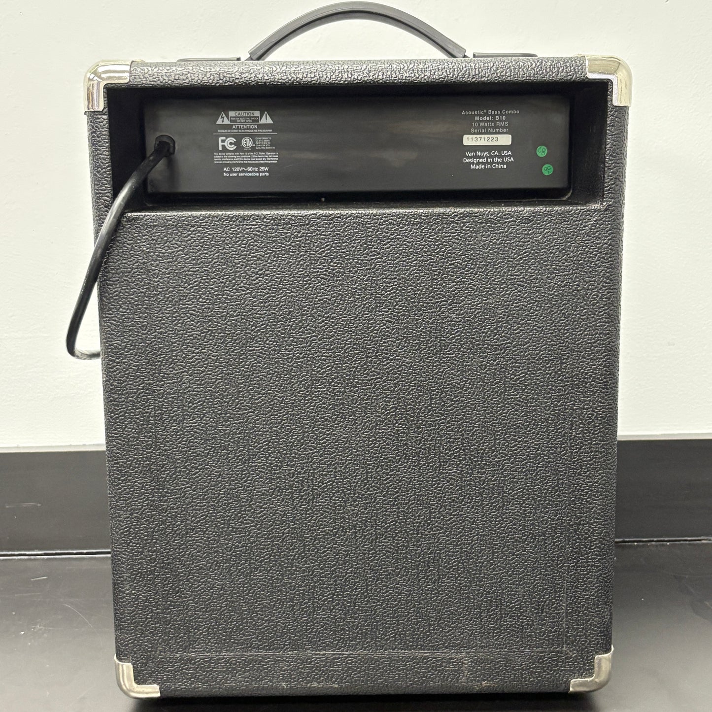Acoustic B10 Bass Combo Guitar Amplifier Black