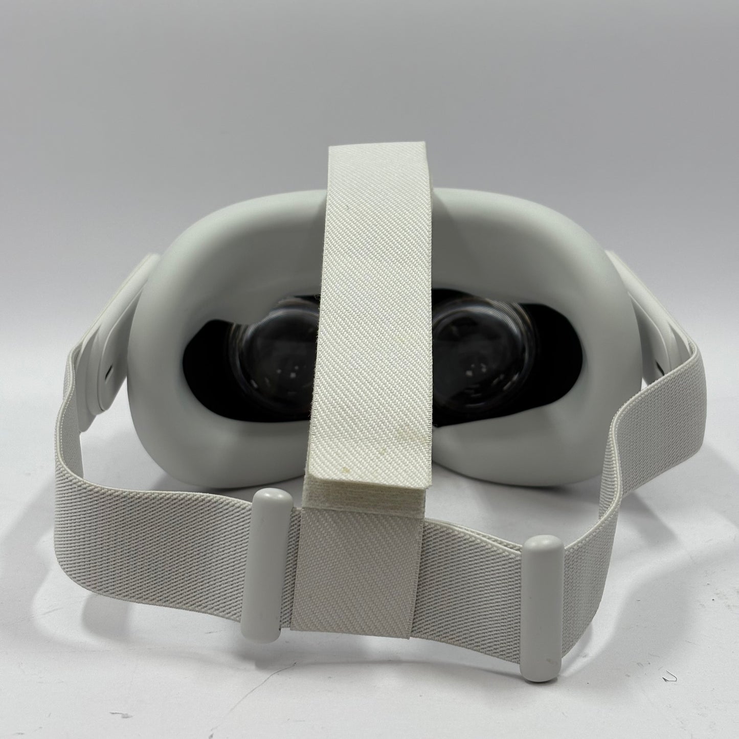 Oculus Quest 2 128GB Standalone All-in-One VR Headset KW49CM