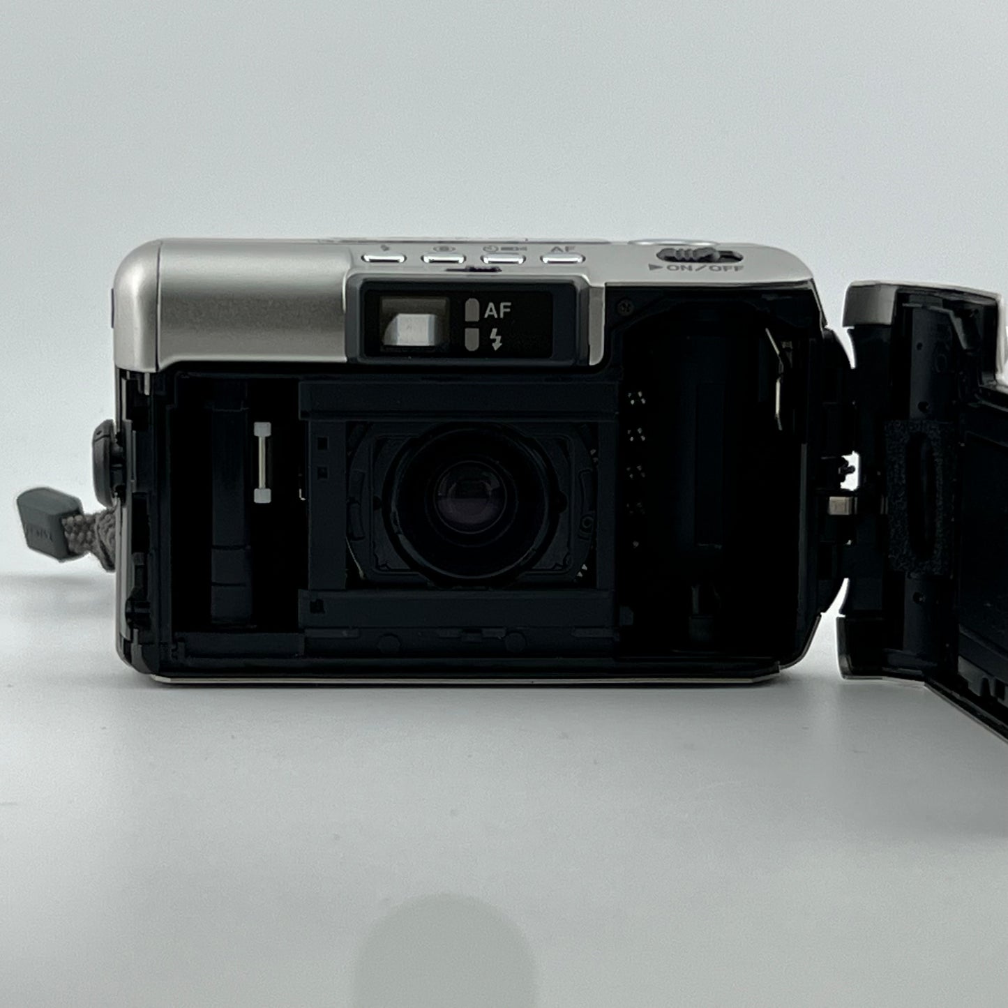Pentax IQZoom 120Mi 35MM Film Camera