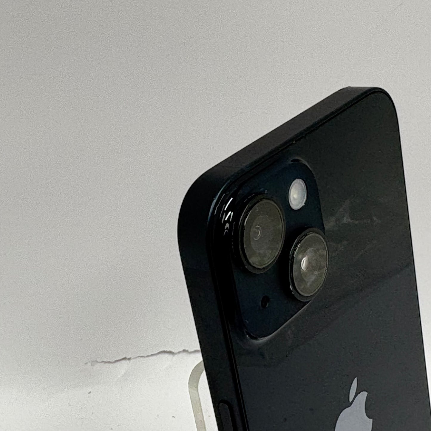 Unlocked Apple iPhone 14 128GB Midnight MPUA3LL/A
