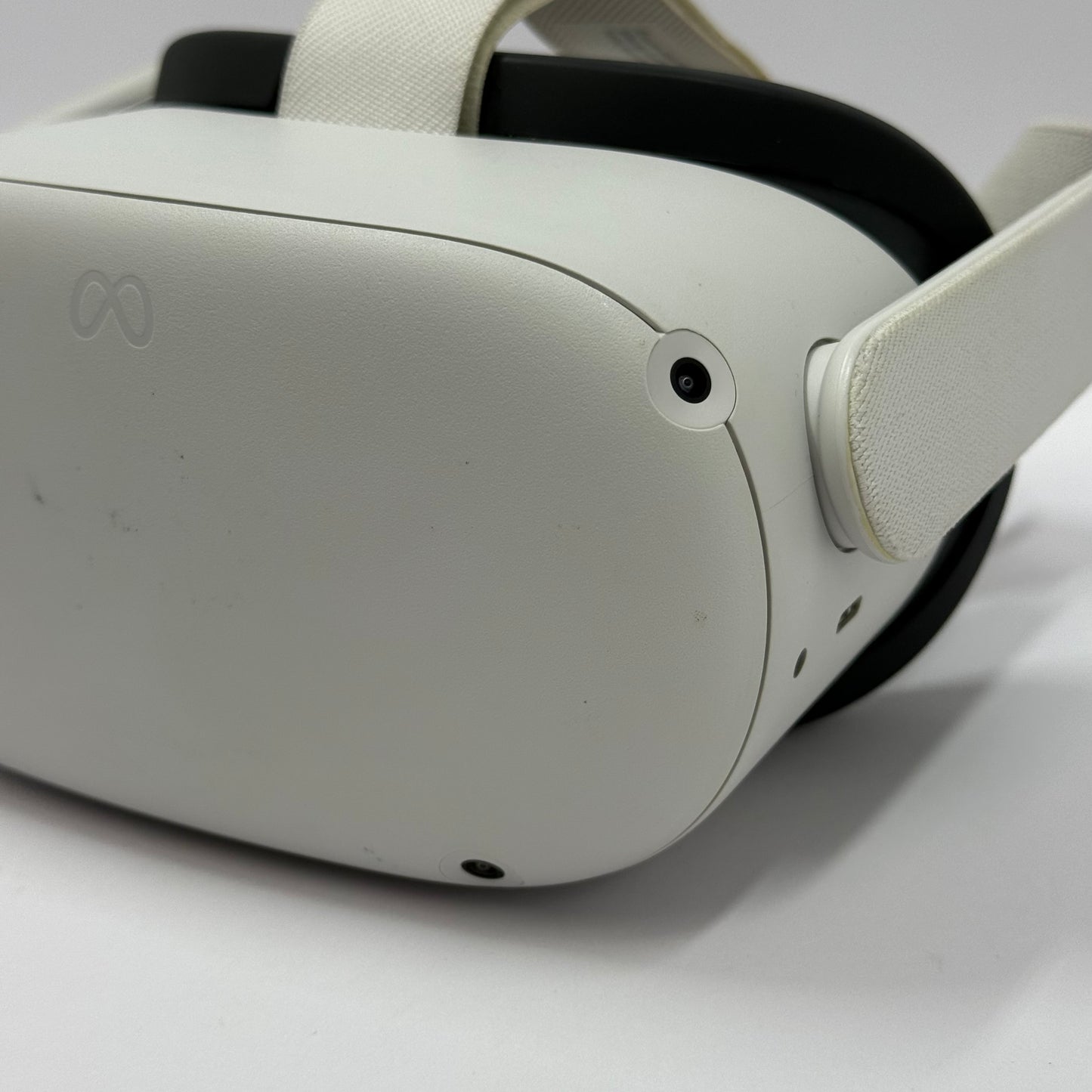 Oculus Quest 2 256GB Standalone All-in-One VR Headset KW49CM