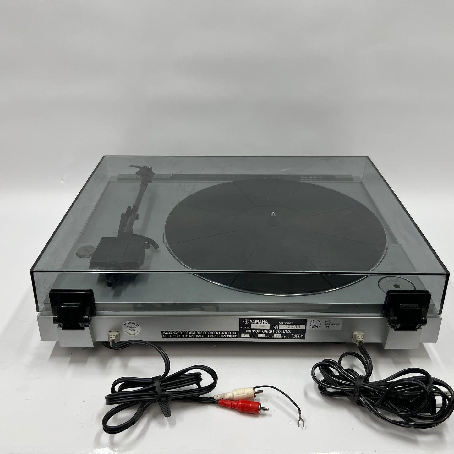 Yamaha P-300 Stereo Turntable No Needle