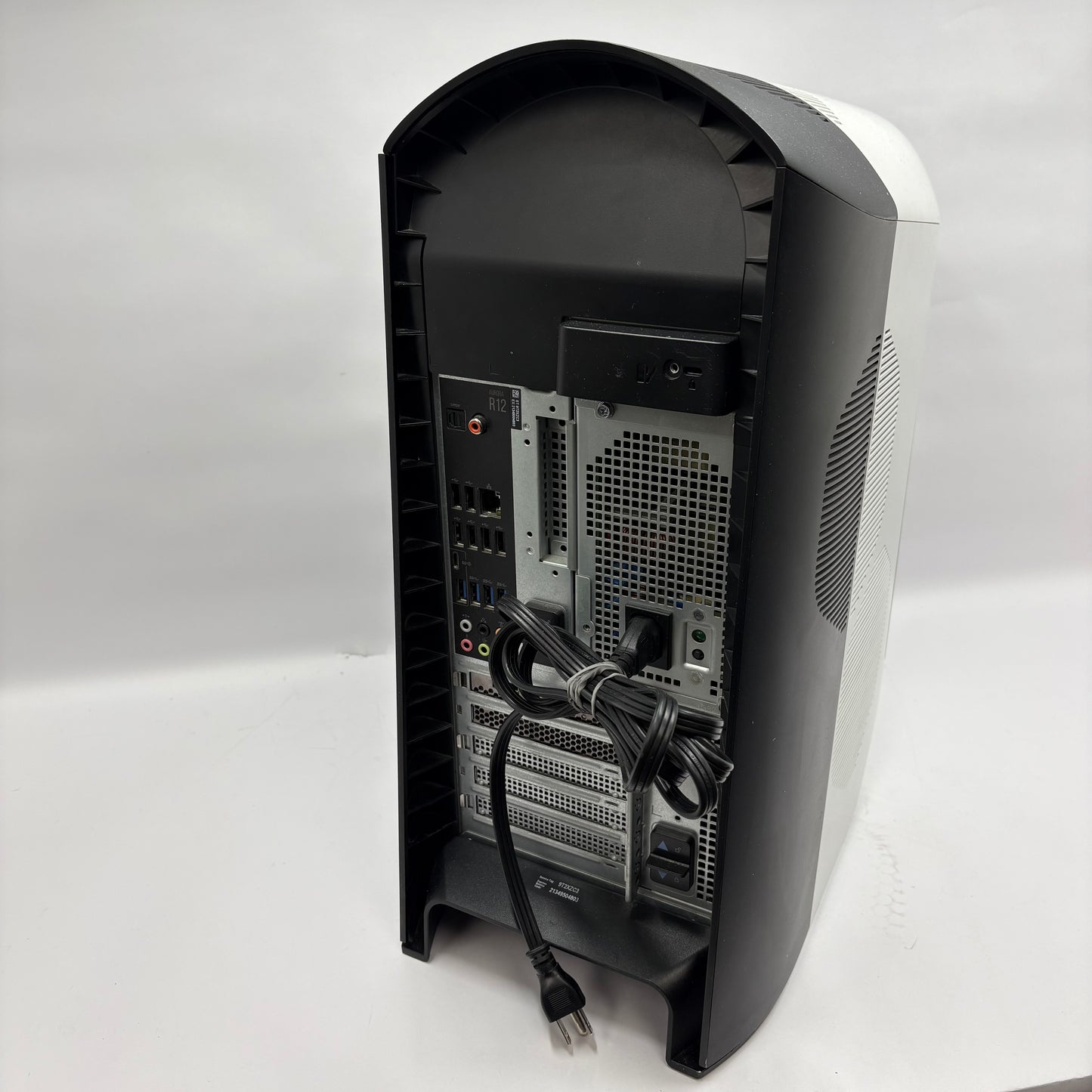 Alienware Aurora R12 i9-11900F 2.50GHz 32GB RAM 1TB SSD 1TB HDD GeForce RTX 3080